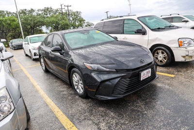 2025 Toyota CAMRY LE