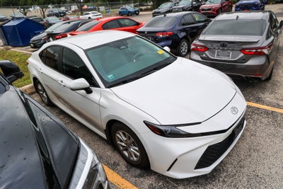 2025 Toyota Camry LE
