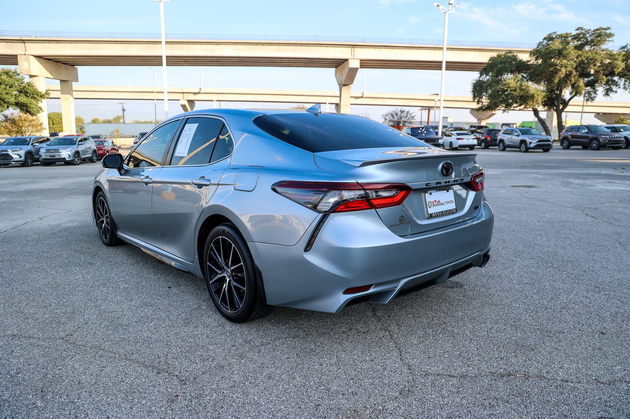2024 Toyota Camry SE