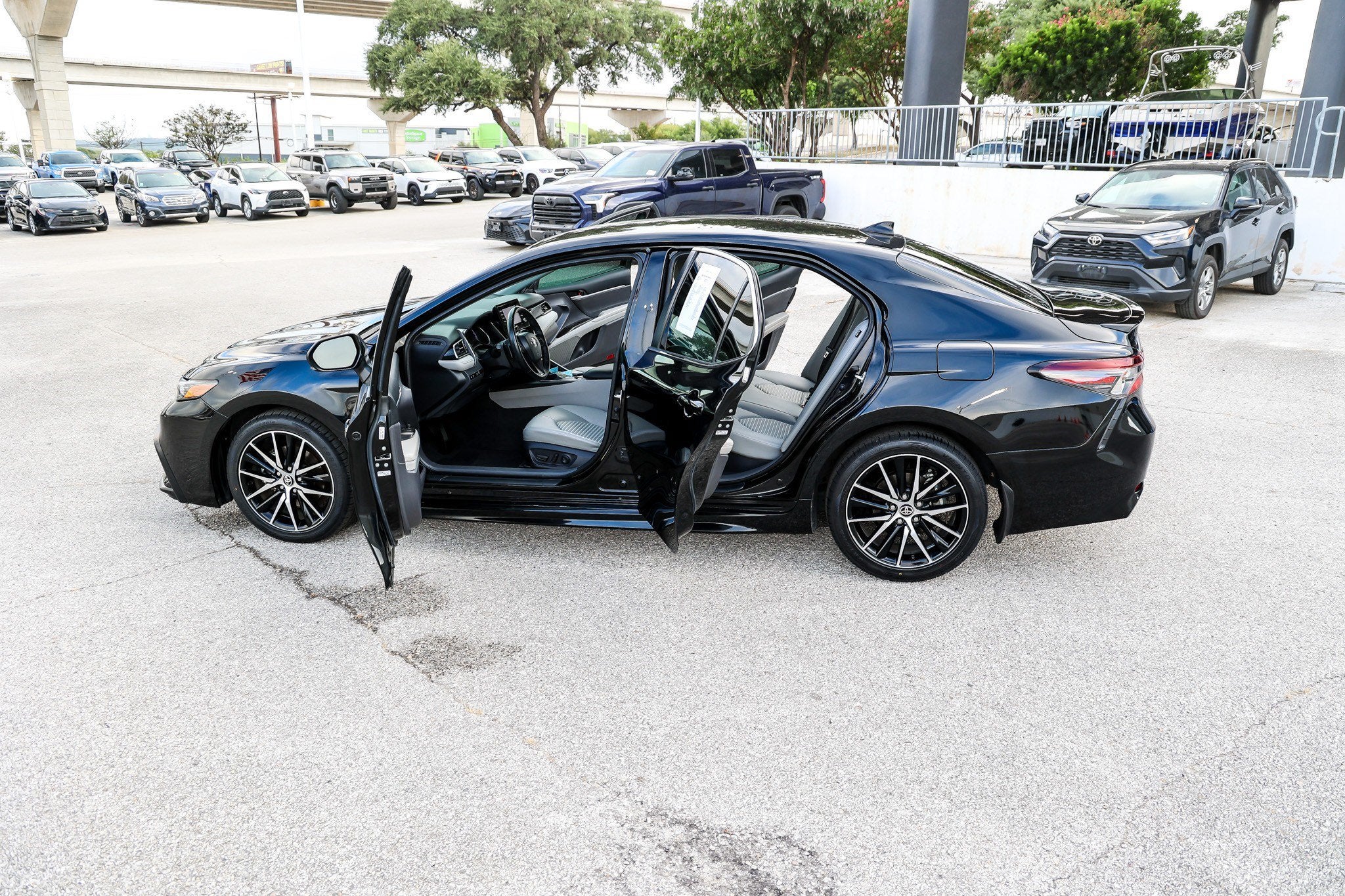 2024 Toyota Camry Hybrid Hybrid SE