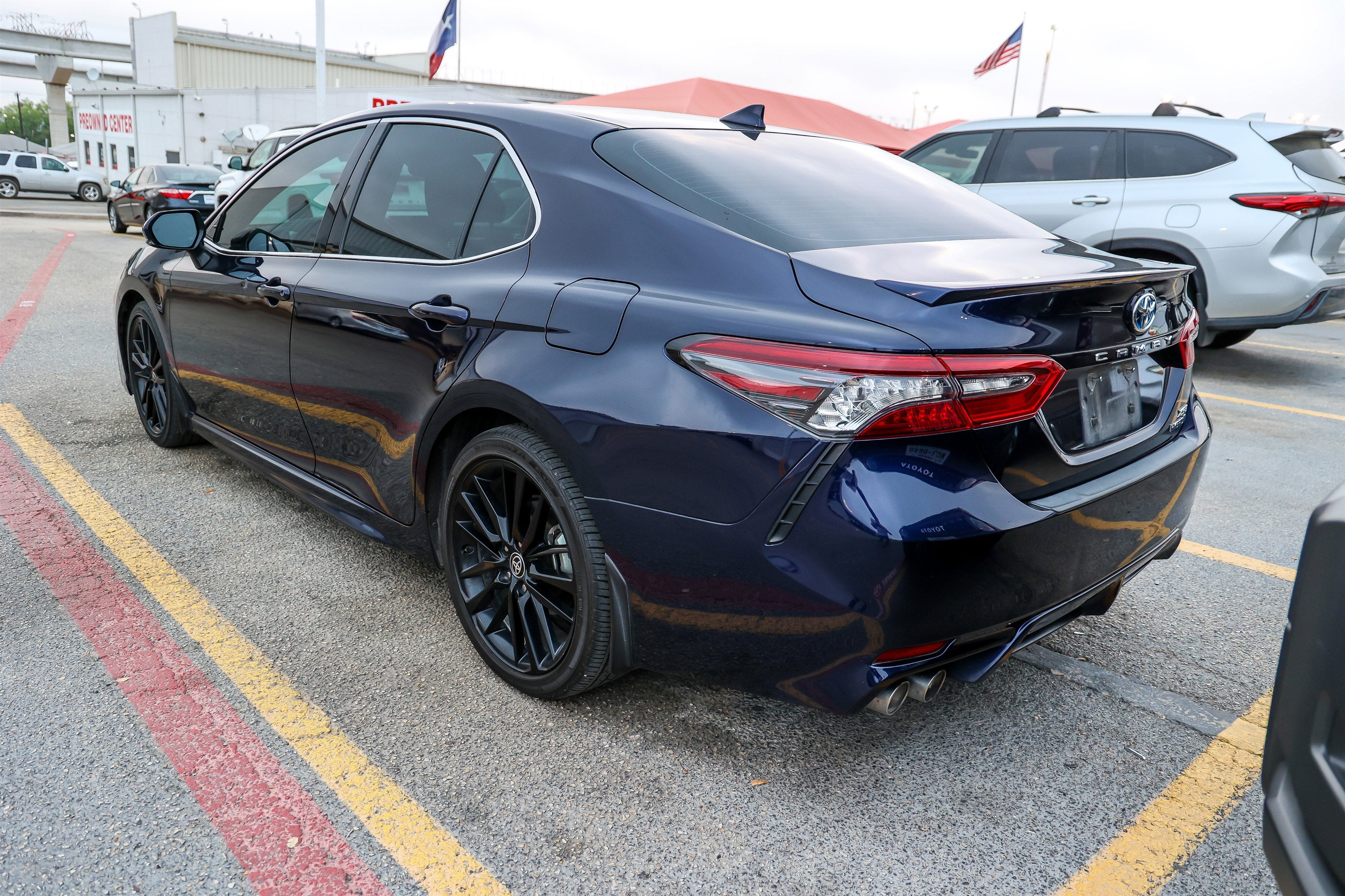 2022 Toyota CAMRY Hybrid XSE