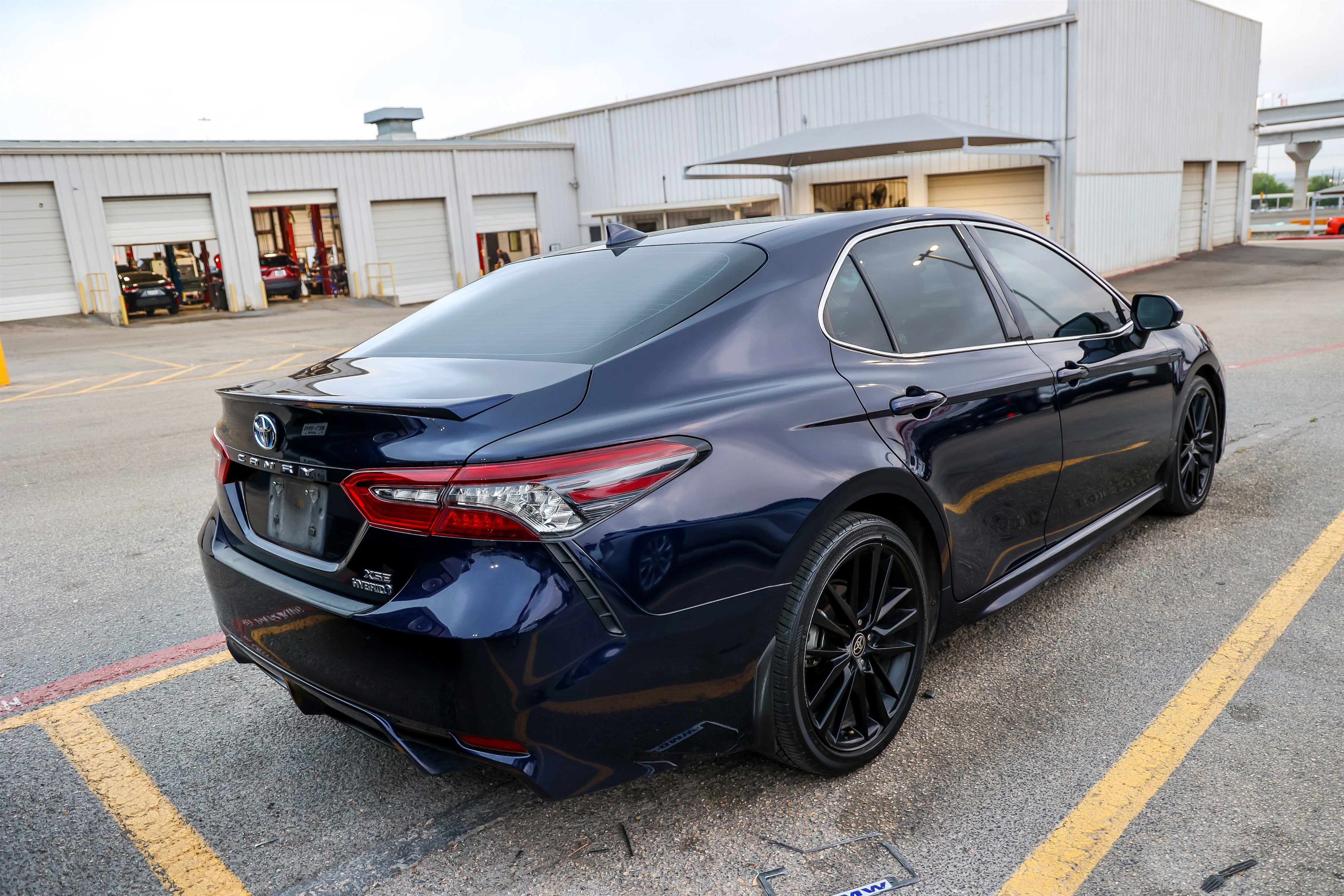 2022 Toyota CAMRY Hybrid XSE