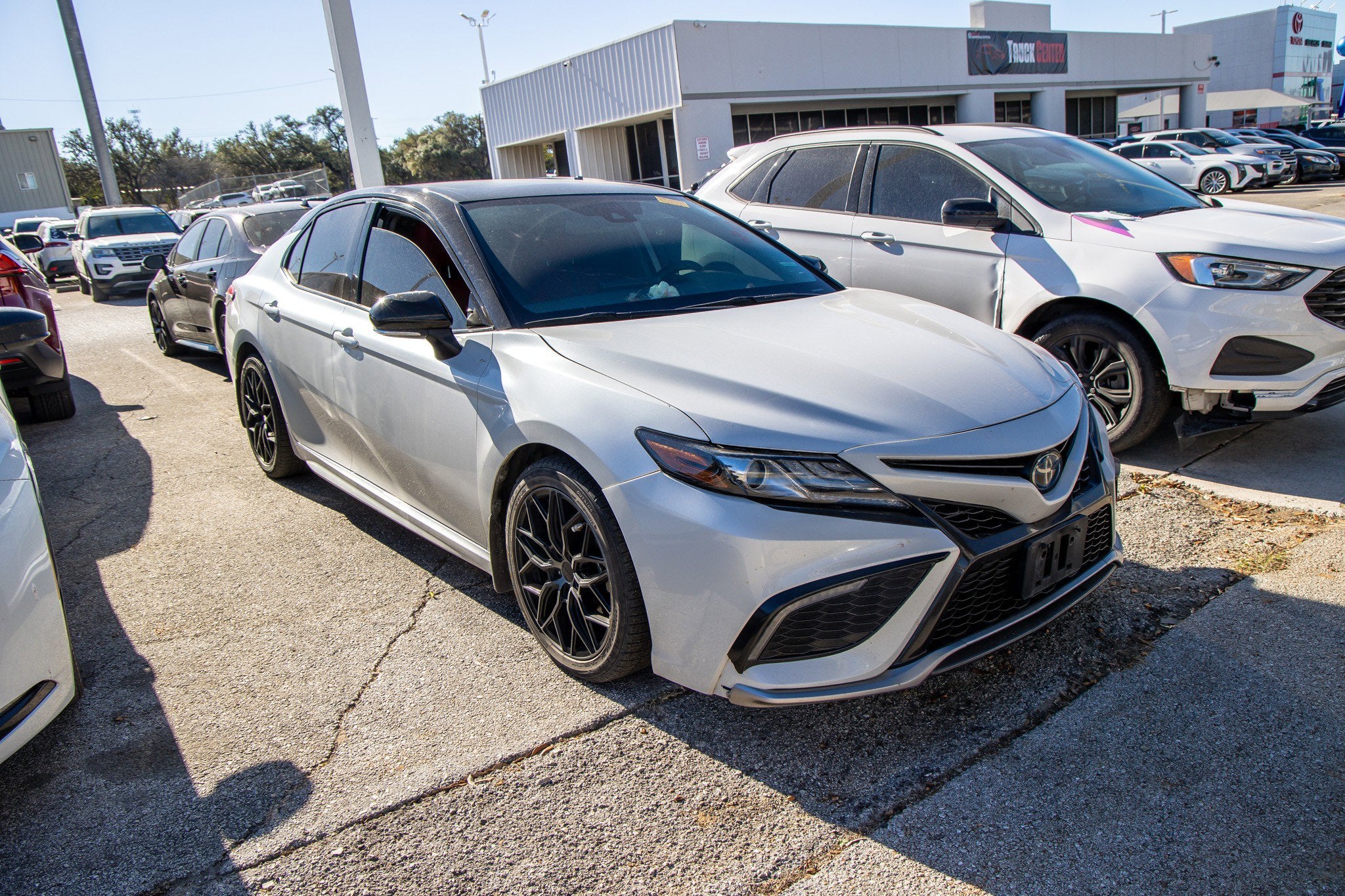 2022 Toyota CAMRY Hybrid XSE