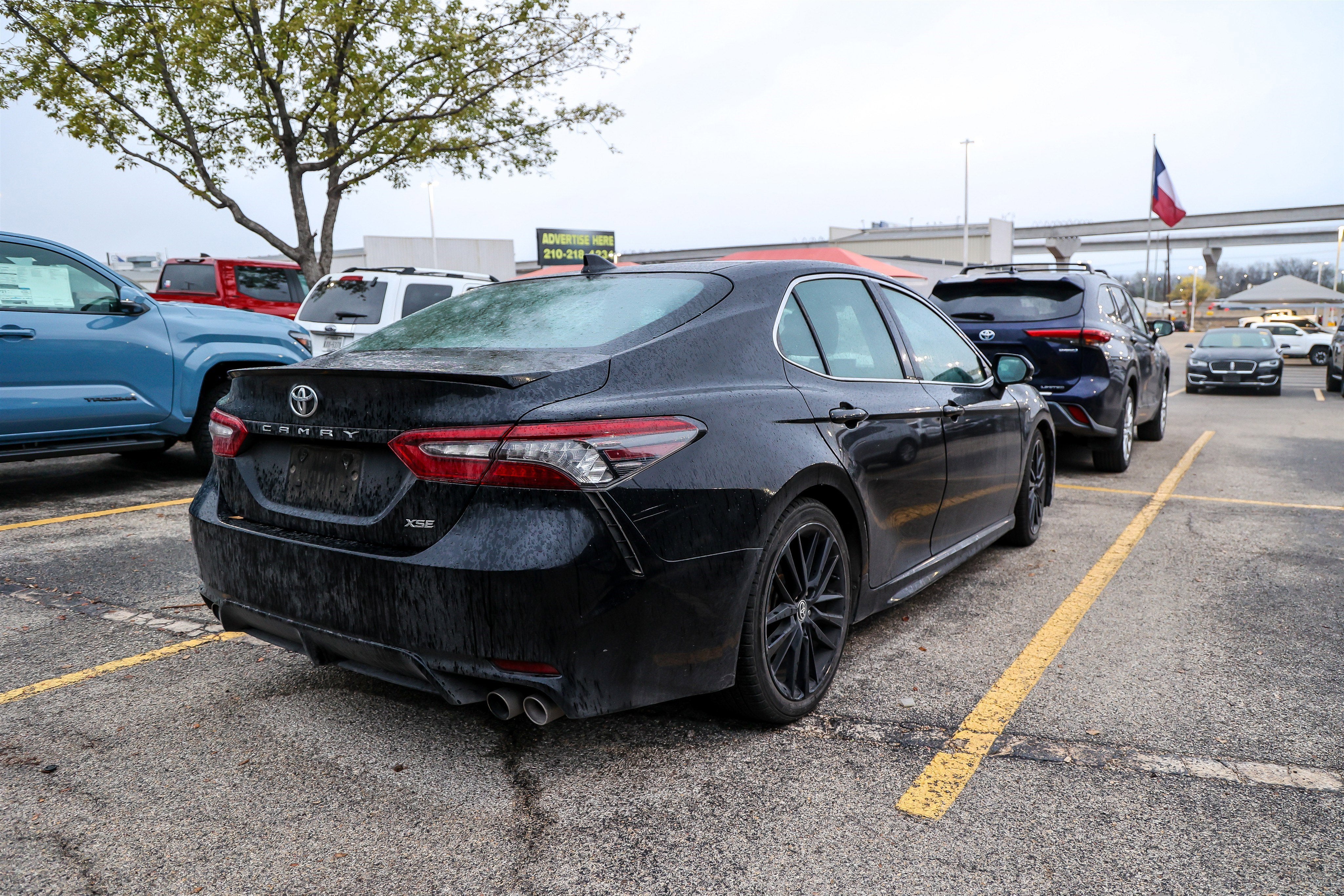 2022 Toyota CAMRY XSE V6