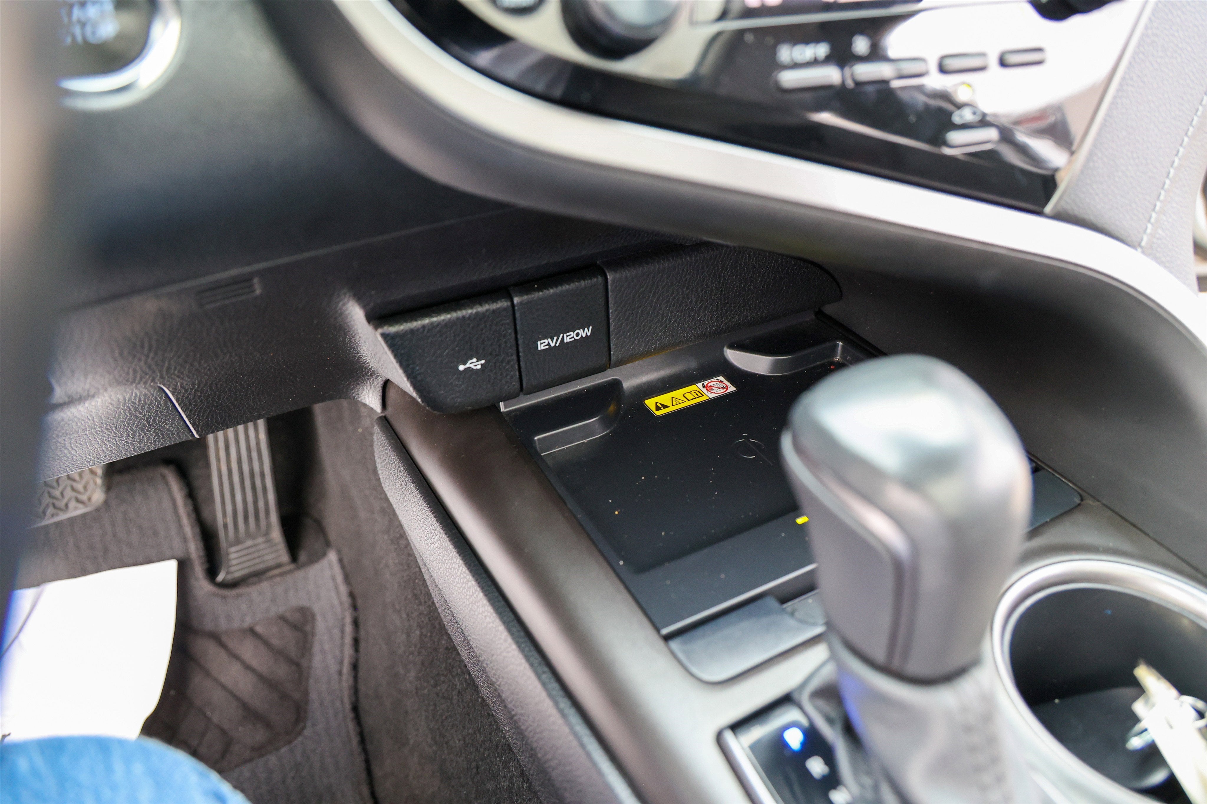 2022 Toyota CAMRY XSE V6