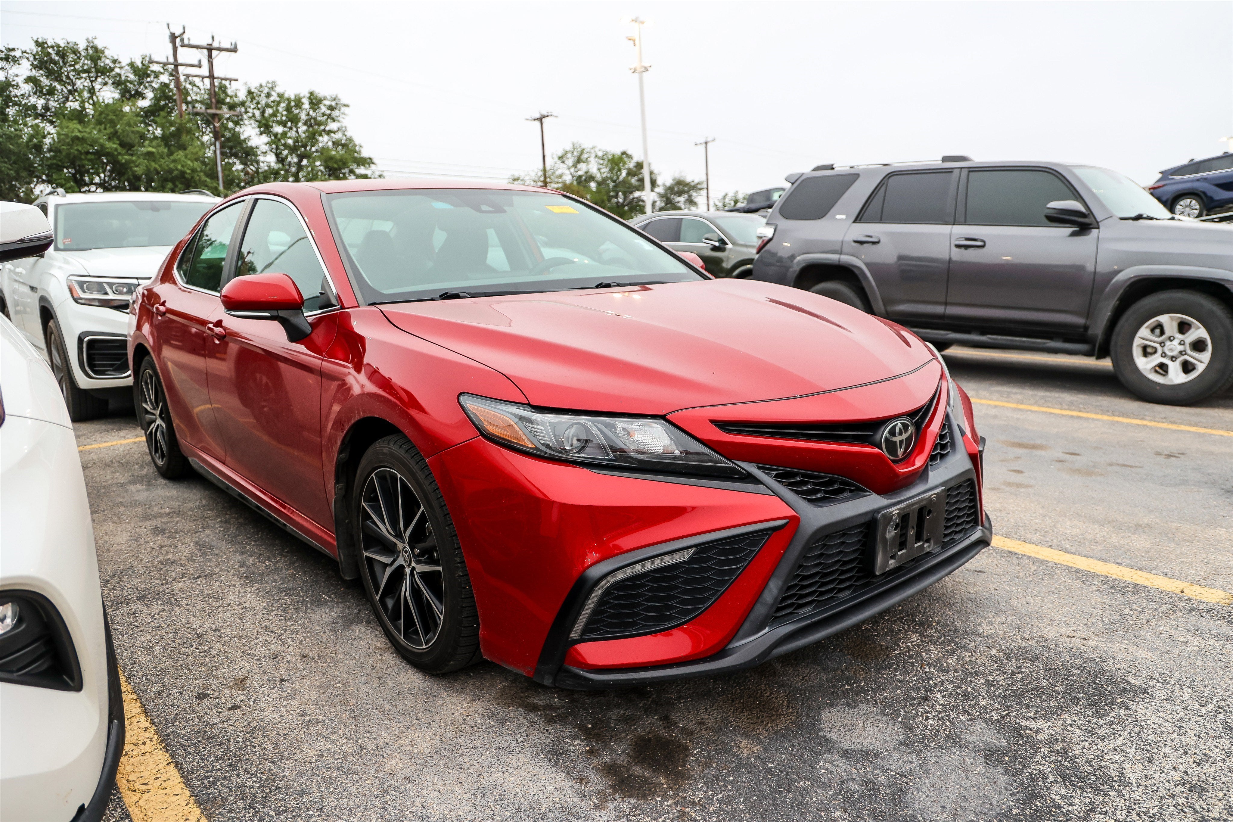2023 Toyota CAMRY SE