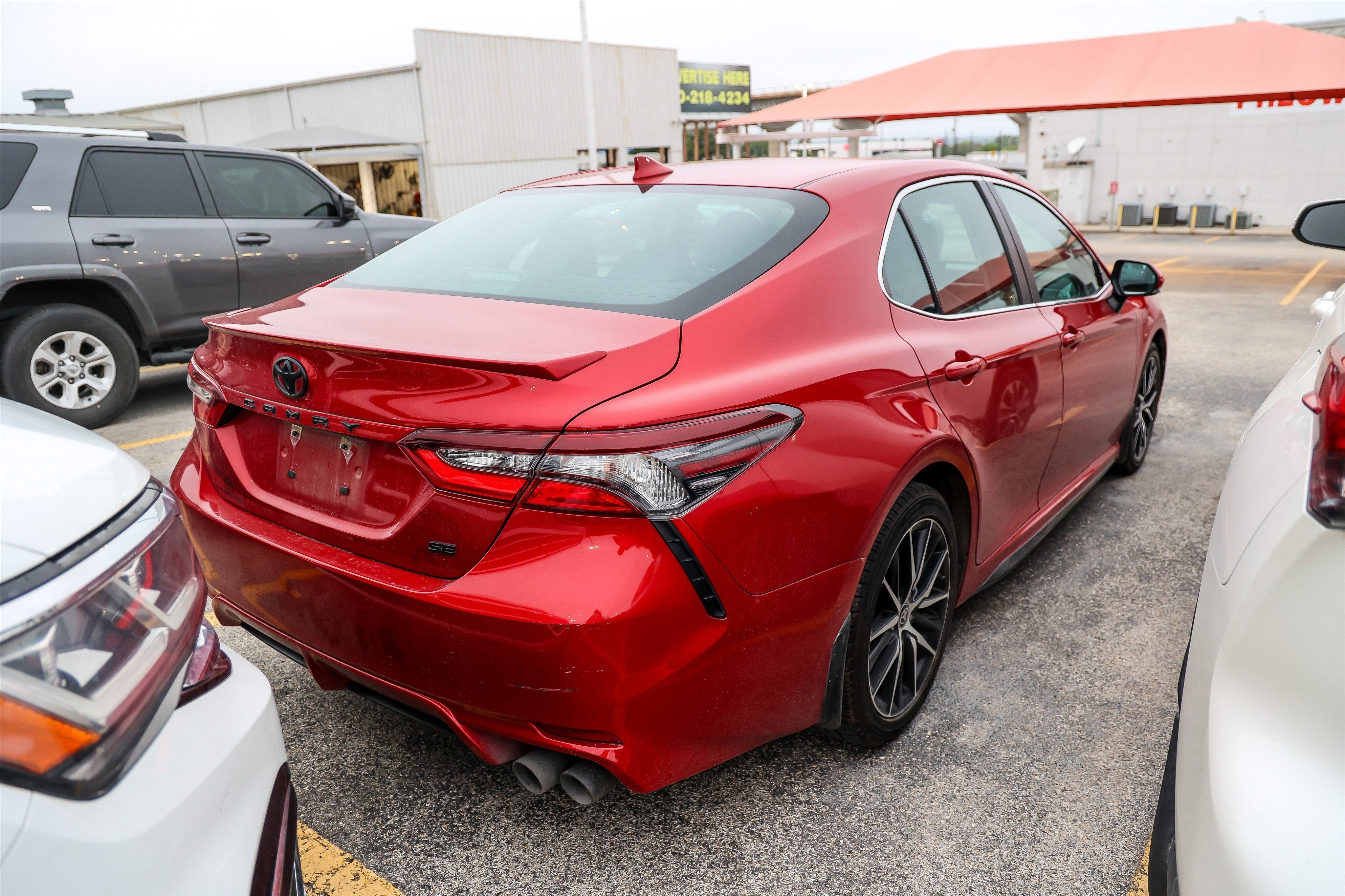 2023 Toyota CAMRY SE