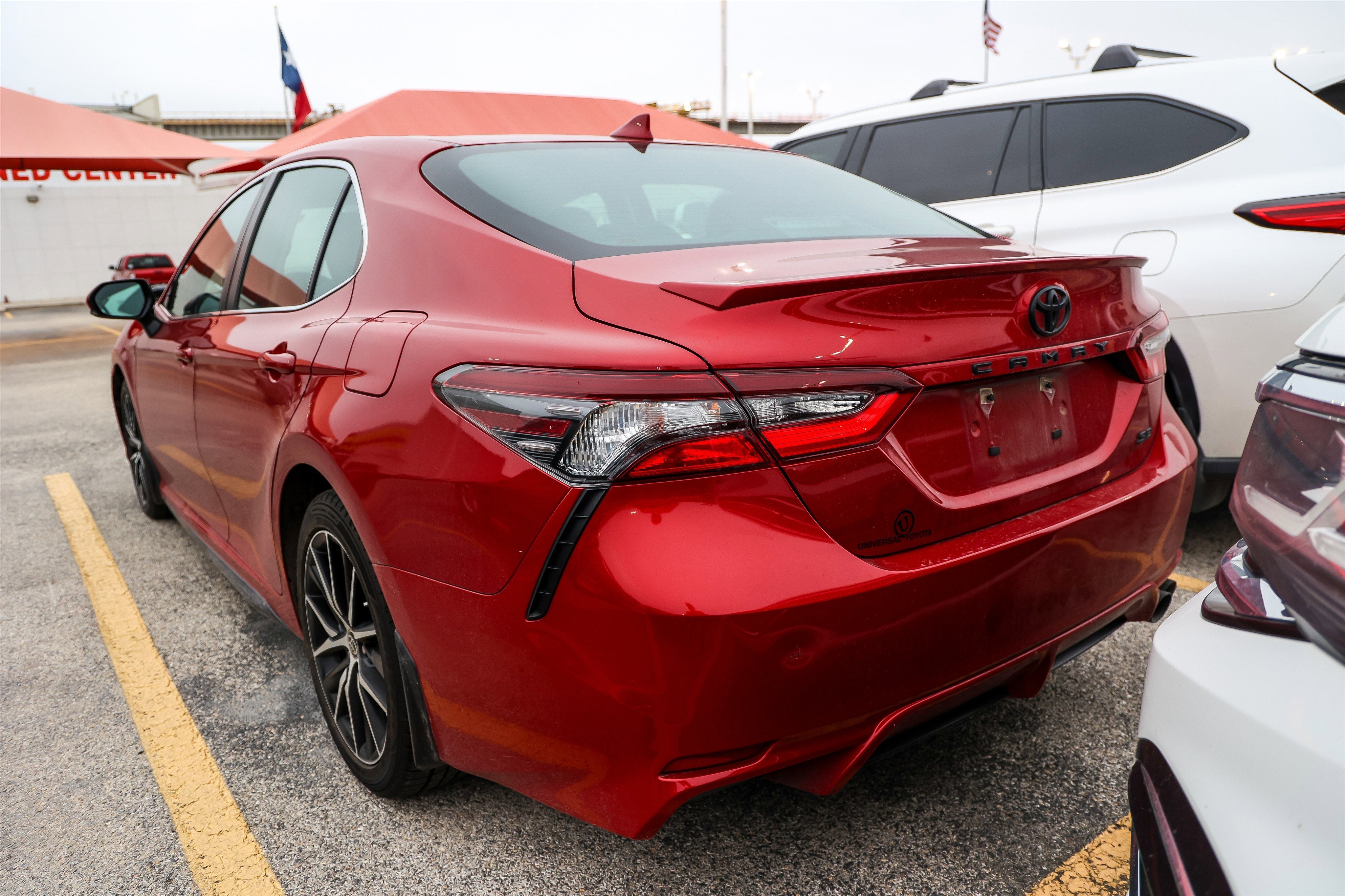 2023 Toyota CAMRY SE