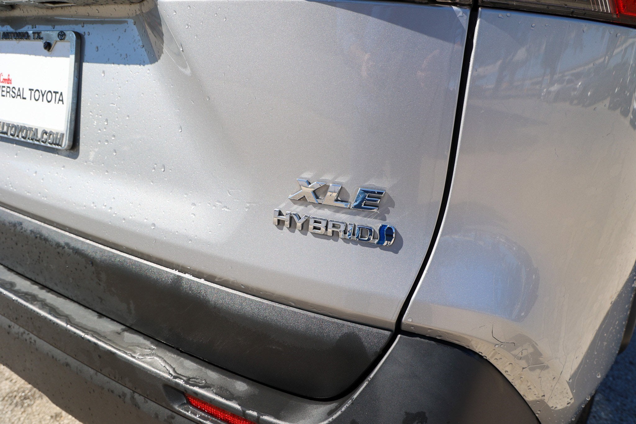 2022 Toyota RAV4 HYBRID Hybrid XLE Premium