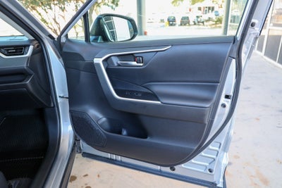 2022 Toyota RAV4 HYBRID Hybrid XLE Premium