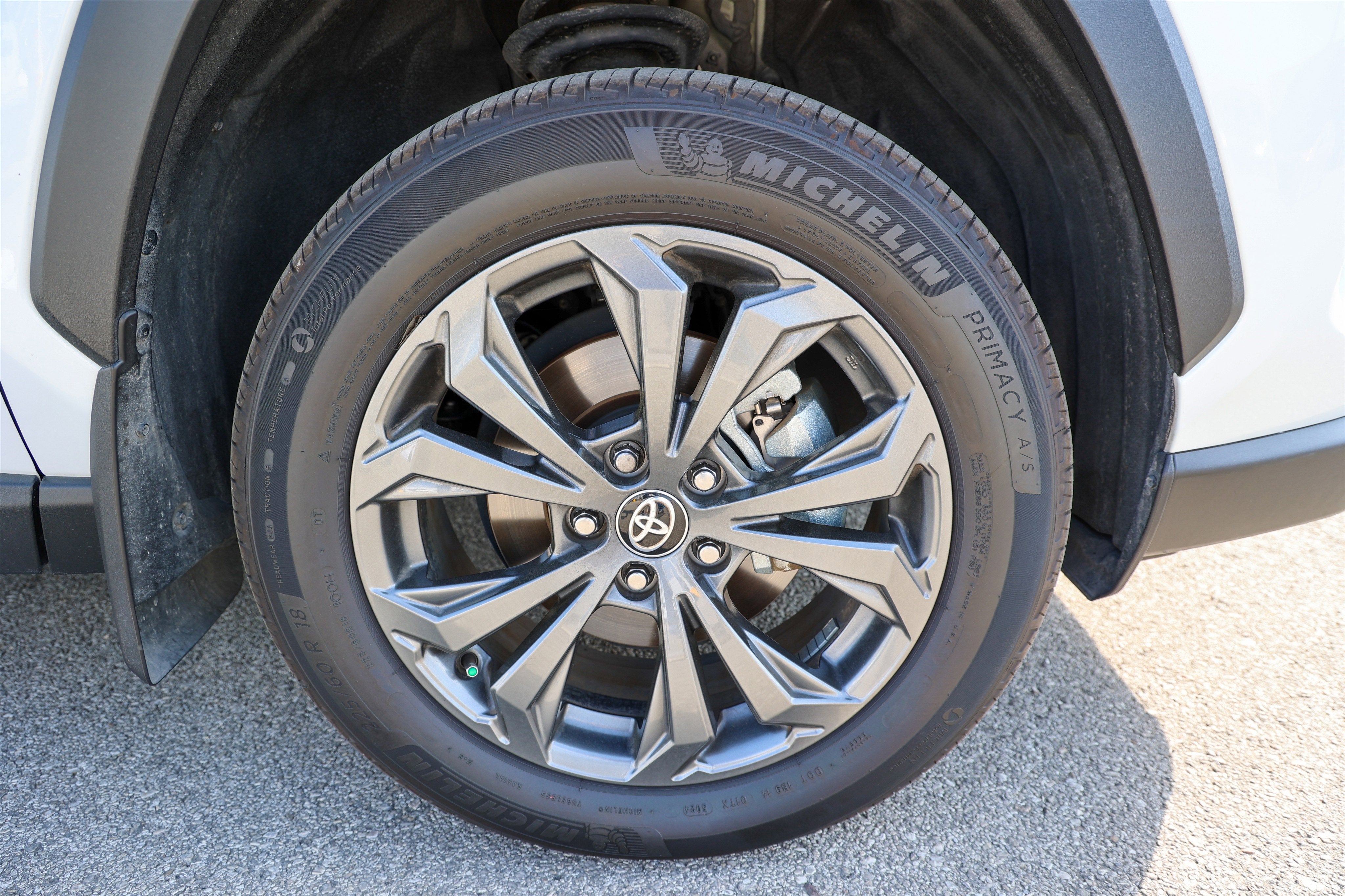 2025 Toyota RAV4 HYBRID Hybrid XLE Premium