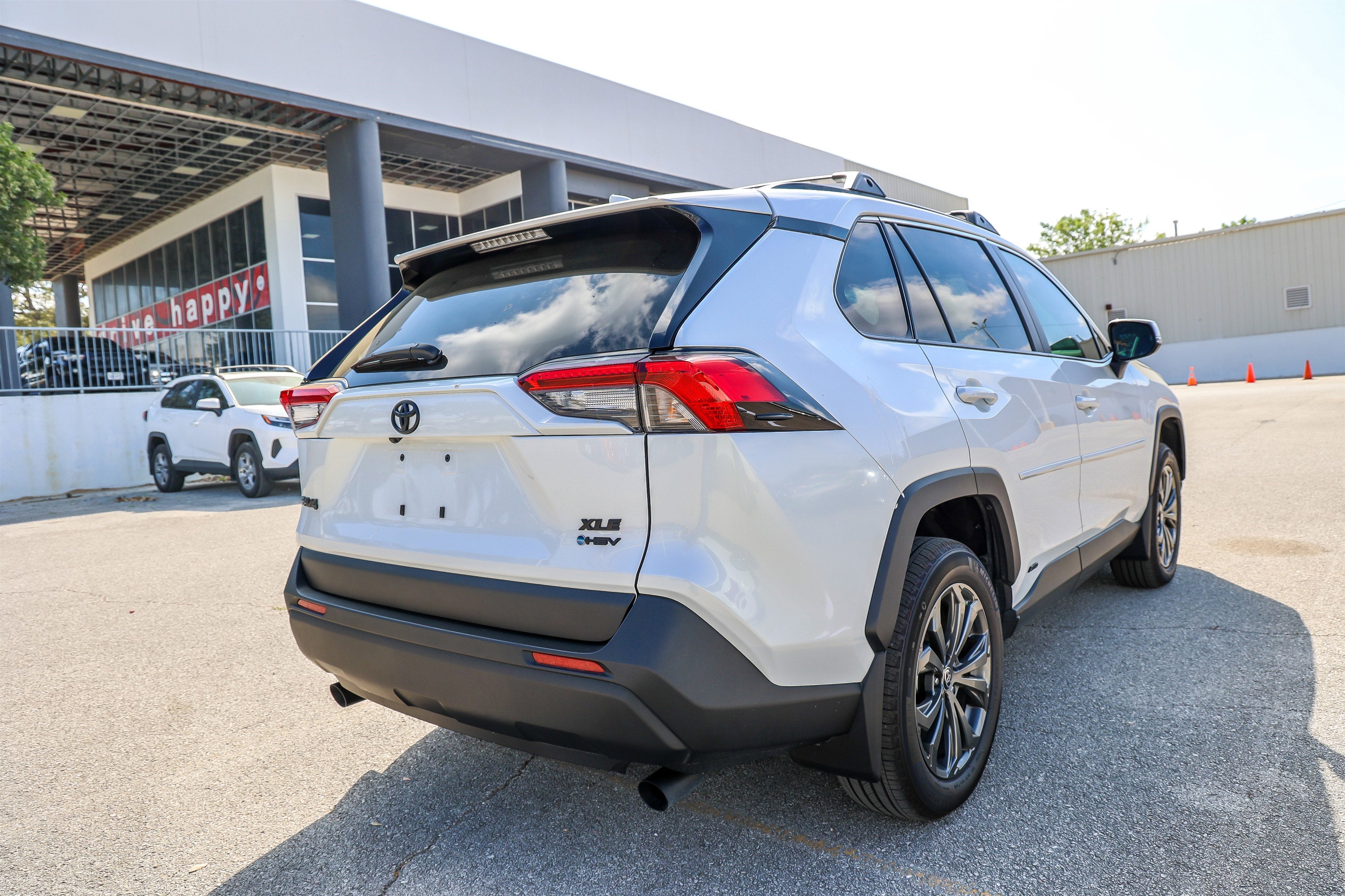2025 Toyota RAV4 HYBRID Hybrid XLE Premium