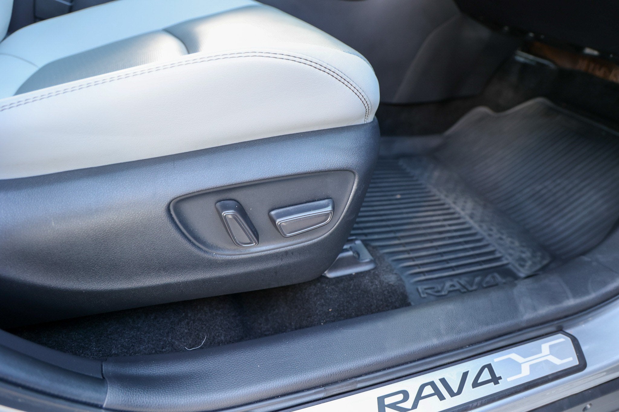 2024 Toyota RAV4 Hybrid Hybrid Limited