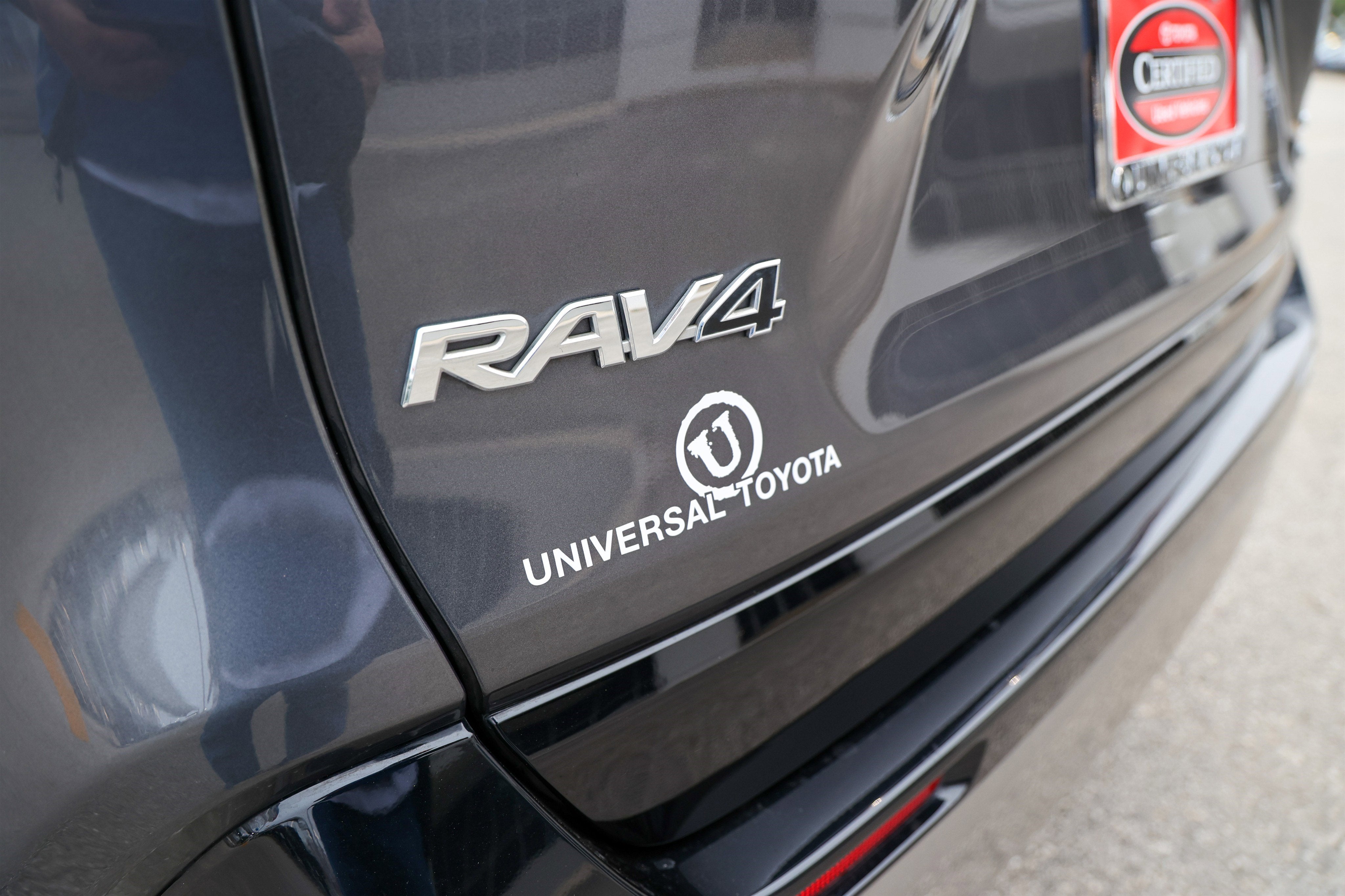 2024 Toyota RAV4 HYBRID Hybrid SE