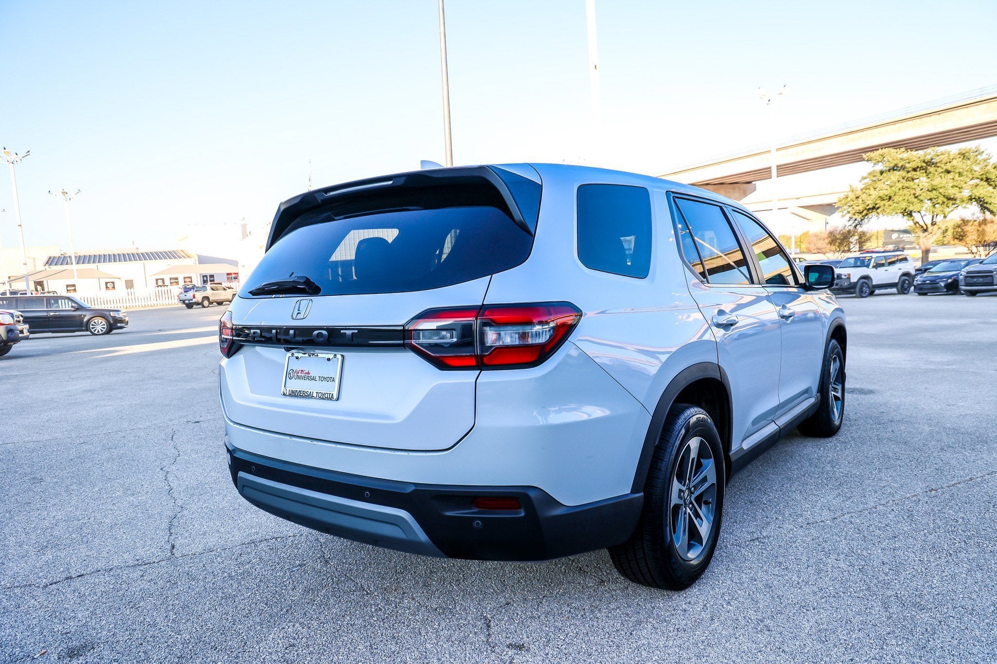 2024 Honda Pilot EX-L 8 Passenger