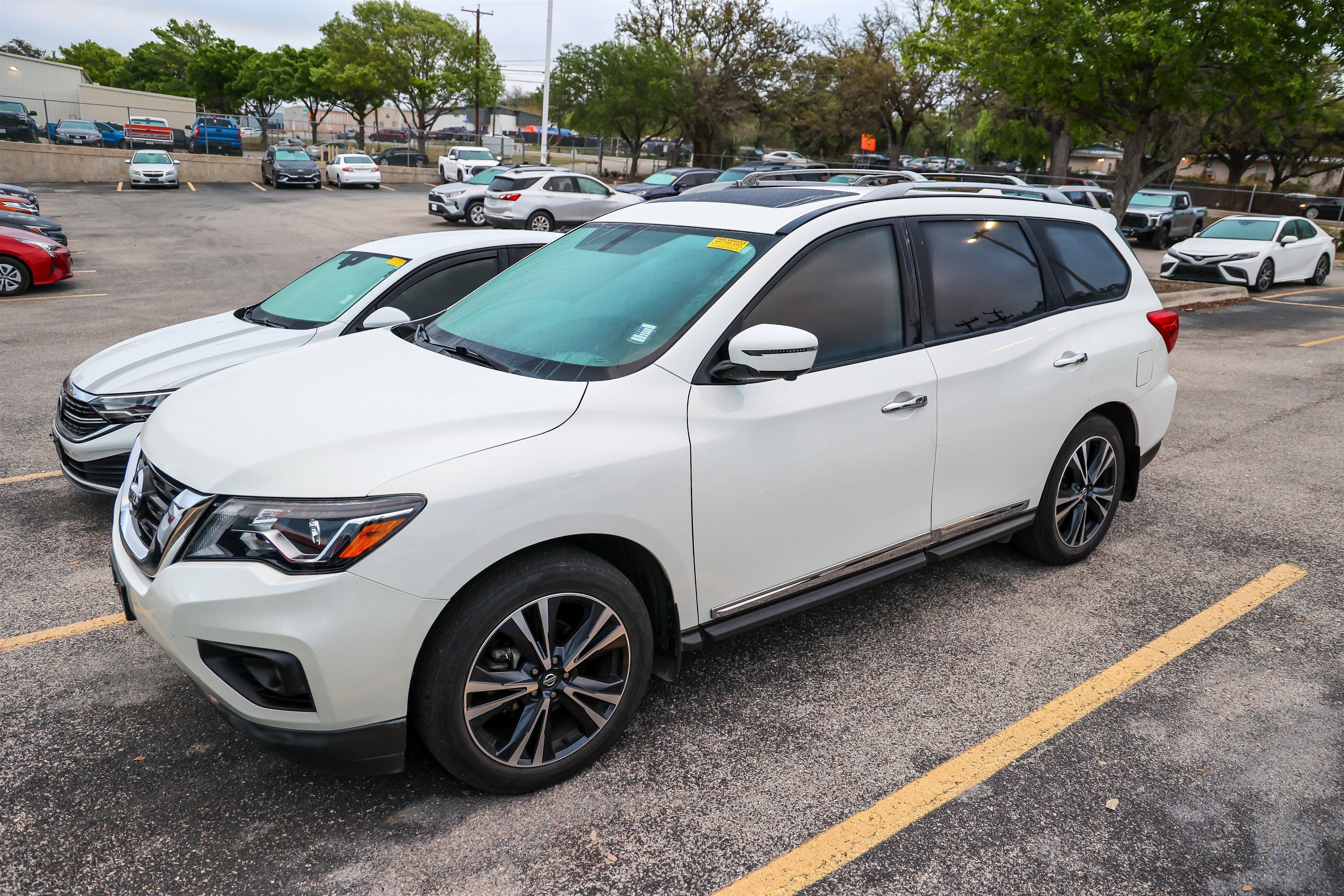 2020 Nissan Pathfinder Platinum