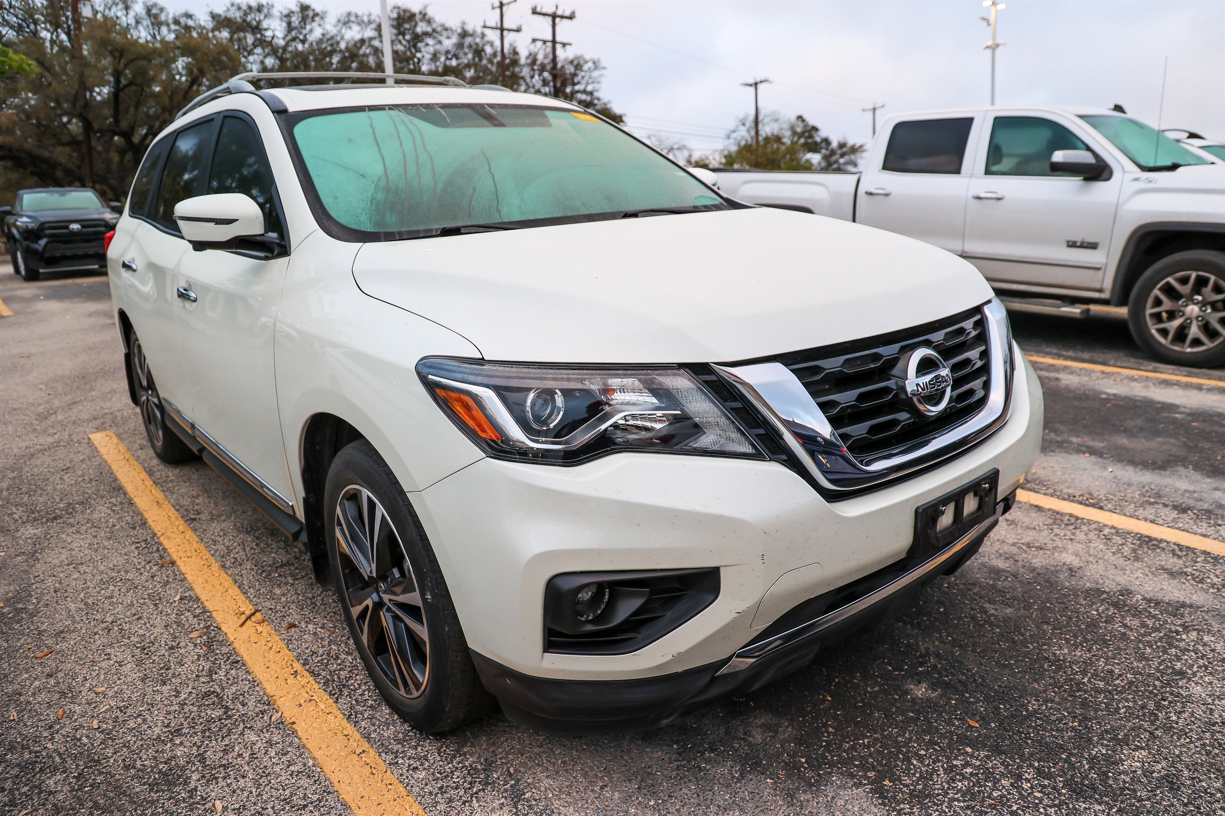 2020 Nissan Pathfinder Platinum