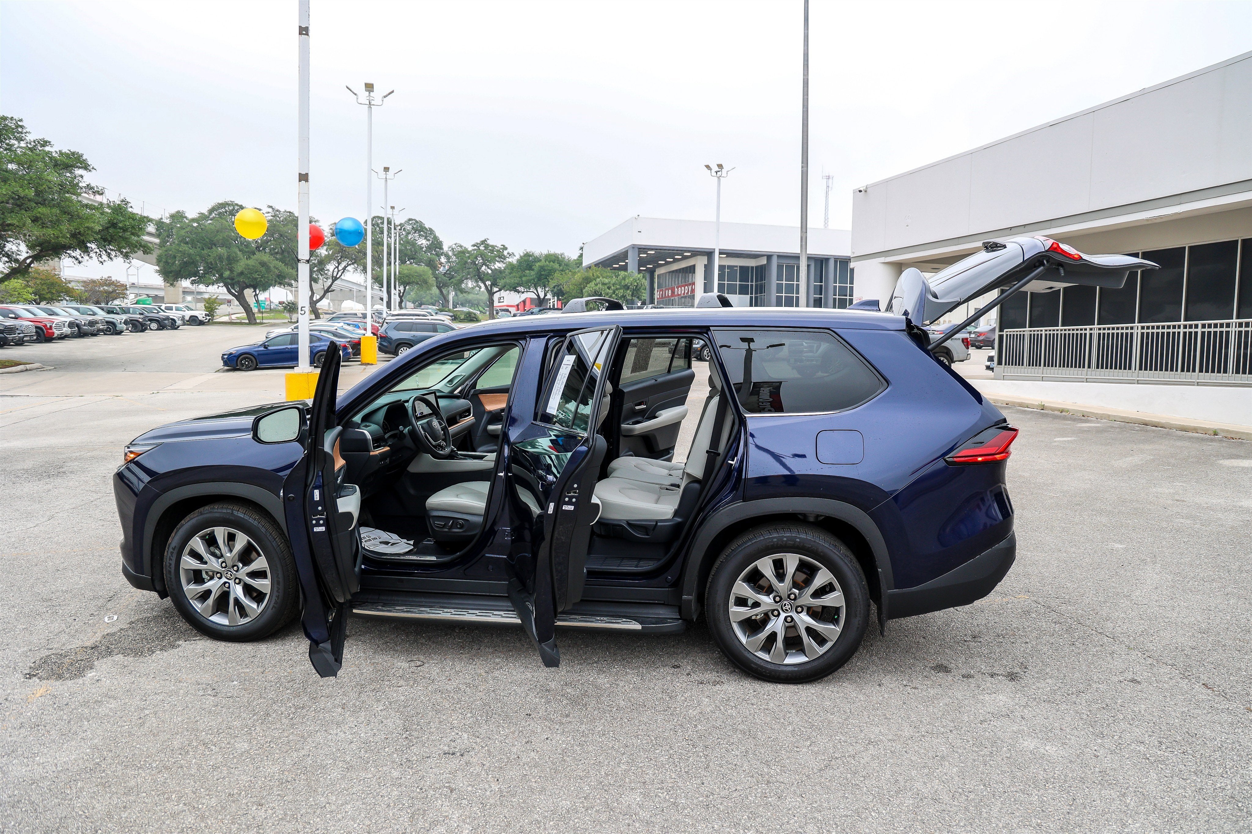 2025 Toyota GRAND HIGHLANDER Limited