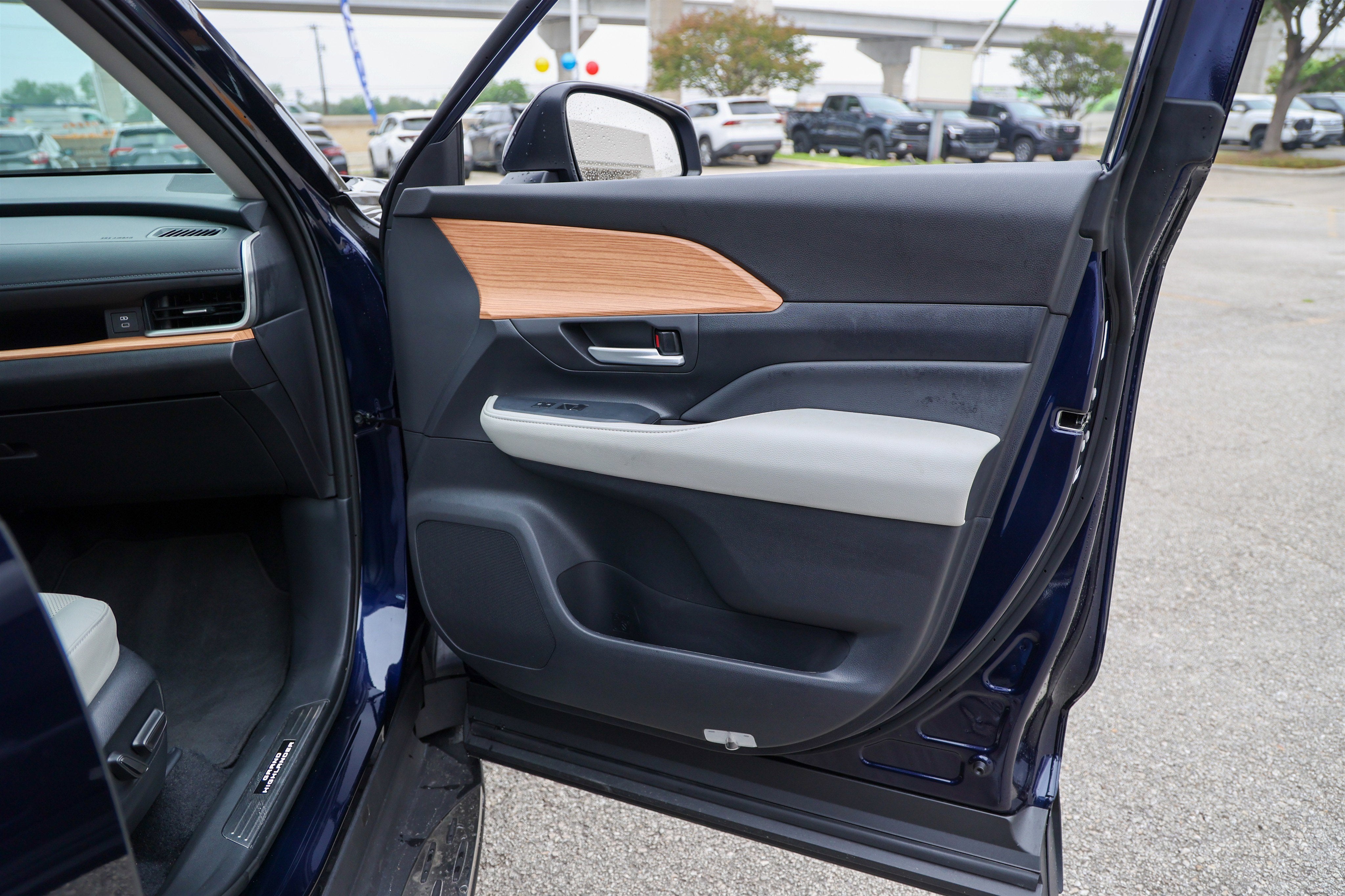 2025 Toyota GRAND HIGHLANDER Limited