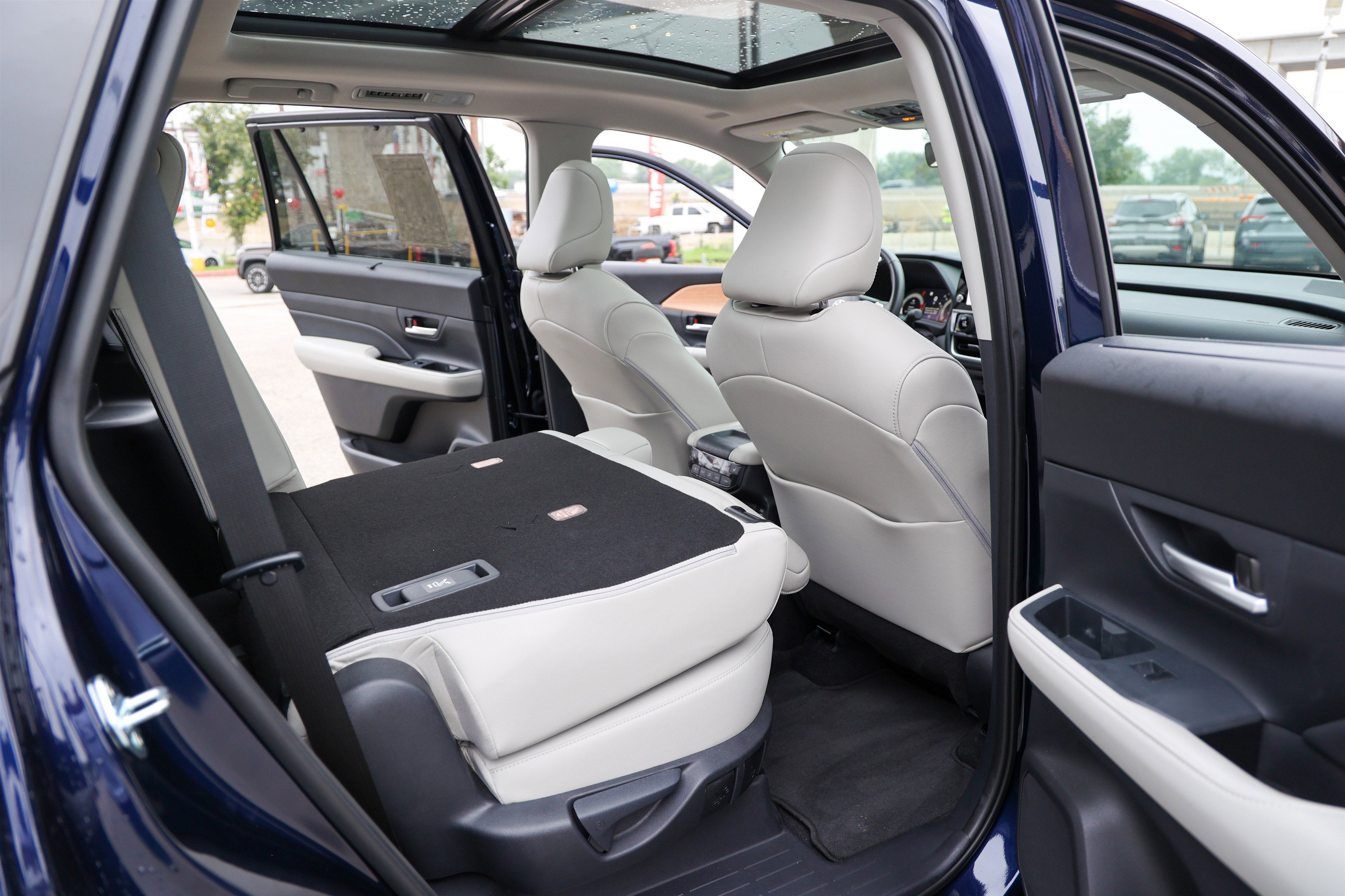 2025 Toyota GRAND HIGHLANDER Limited