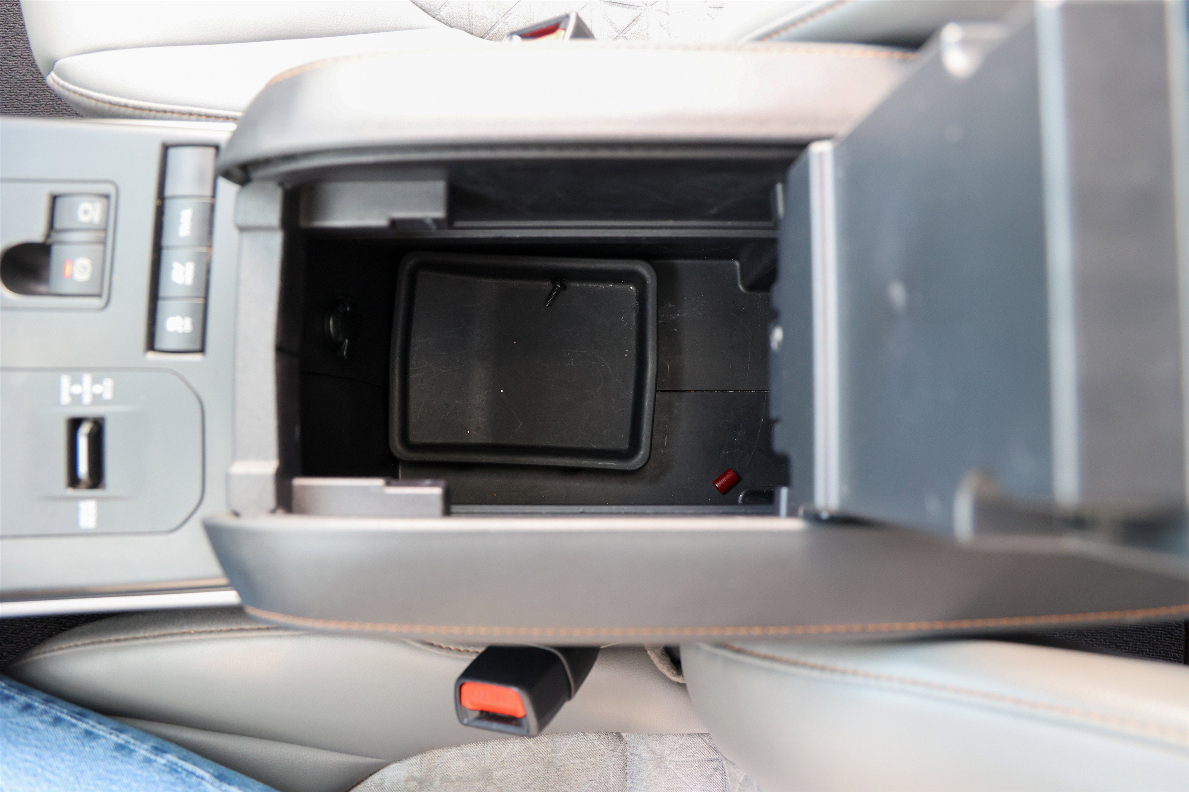 2022 Toyota HIGHLANDER HYBRD Hybrid Bronze Edition