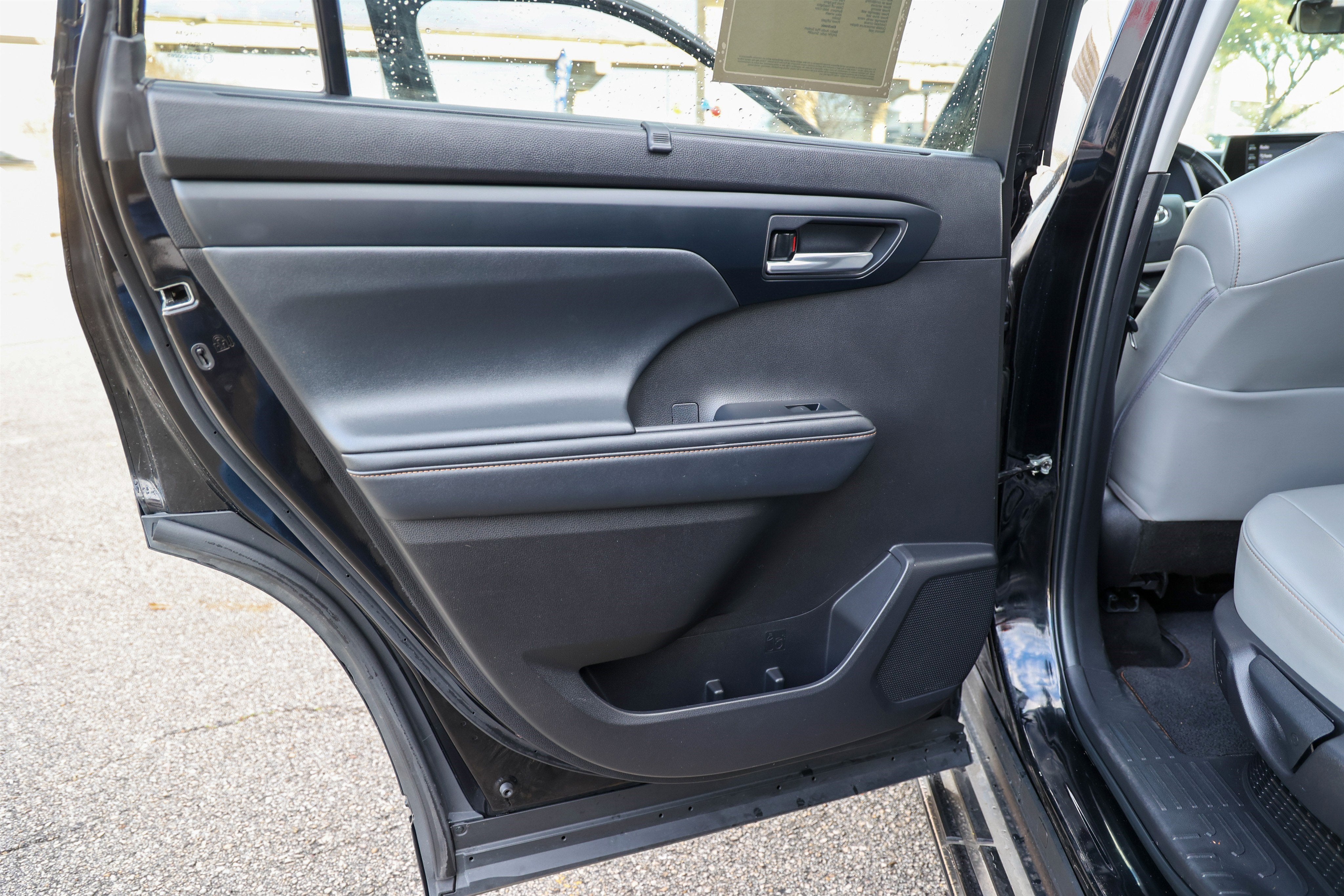 2022 Toyota HIGHLANDER HYBRD Hybrid Bronze Edition