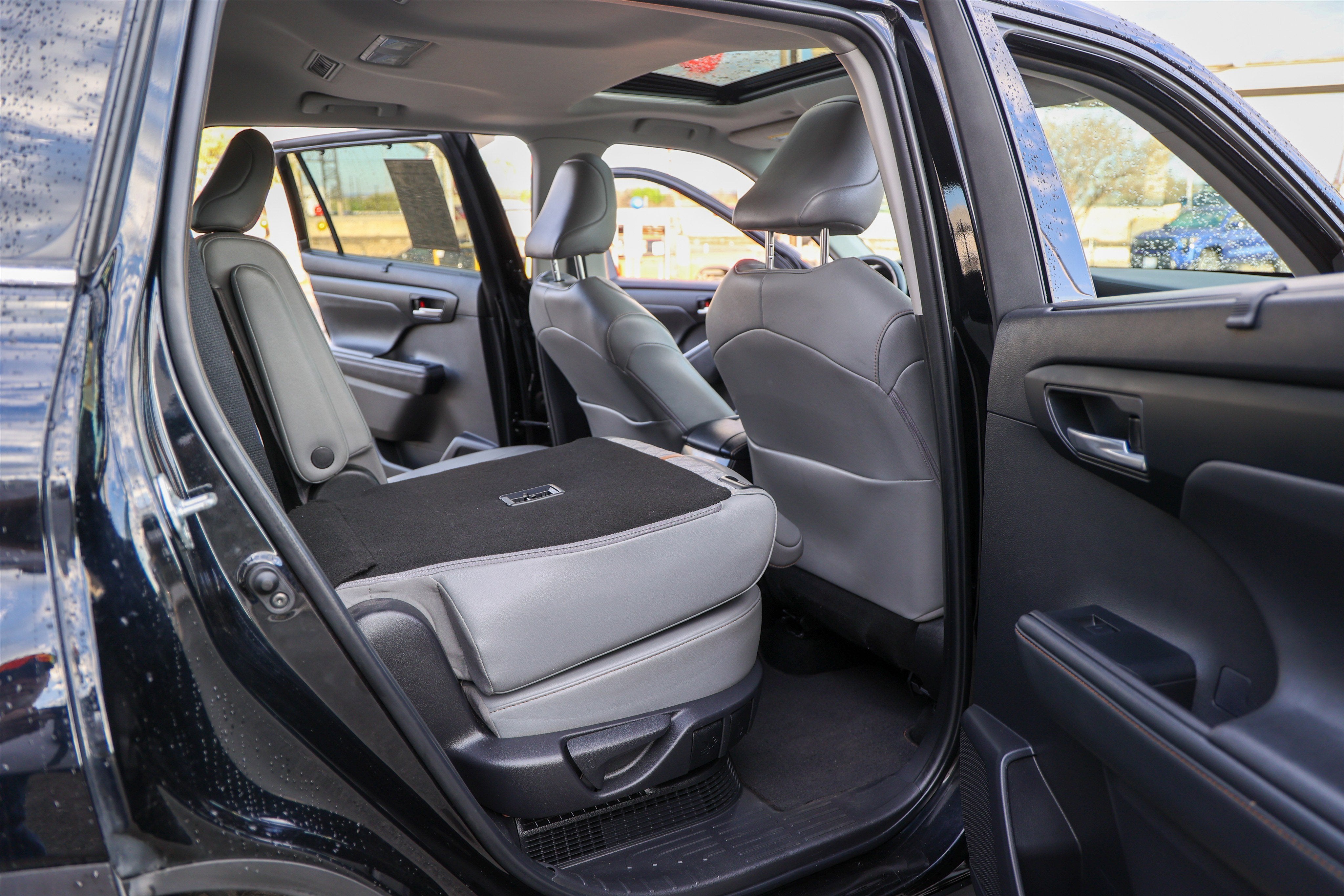 2022 Toyota HIGHLANDER HYBRD Hybrid Bronze Edition