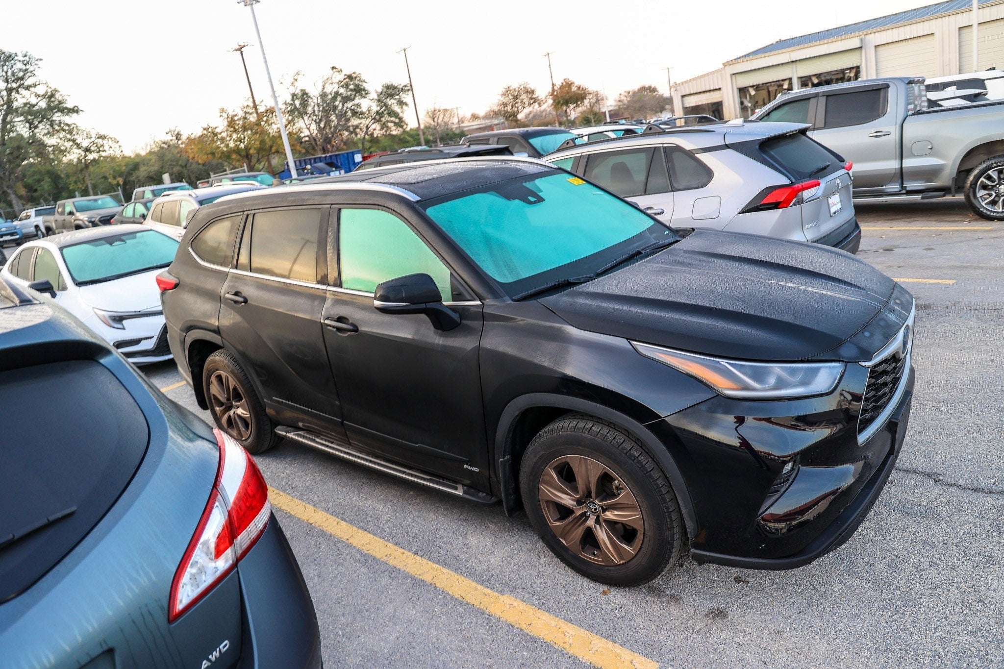 2022 Toyota HIGHLANDER HYBRD Hybrid Bronze Edition
