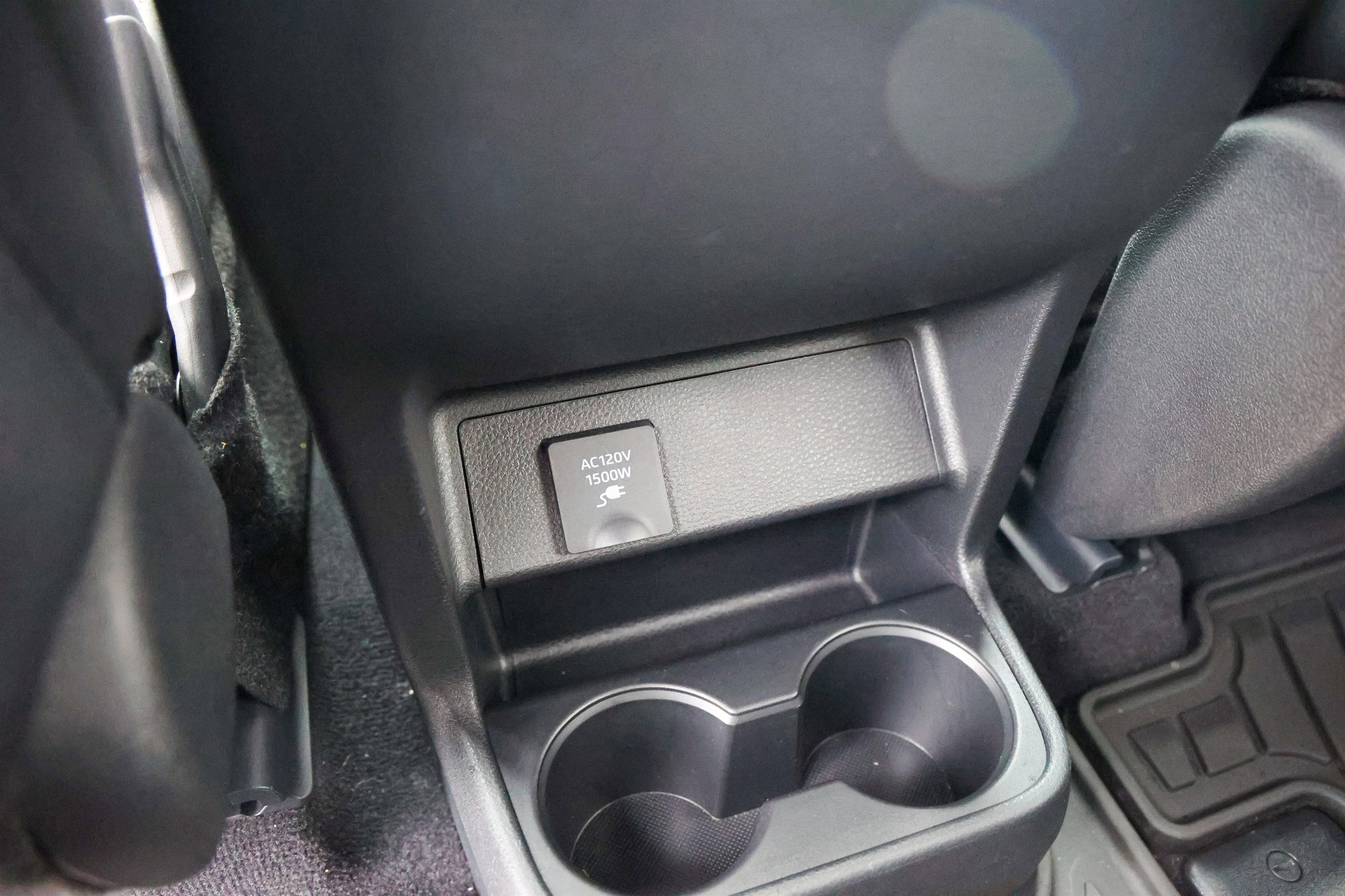 2025 Toyota SIENNA XSE XSE
