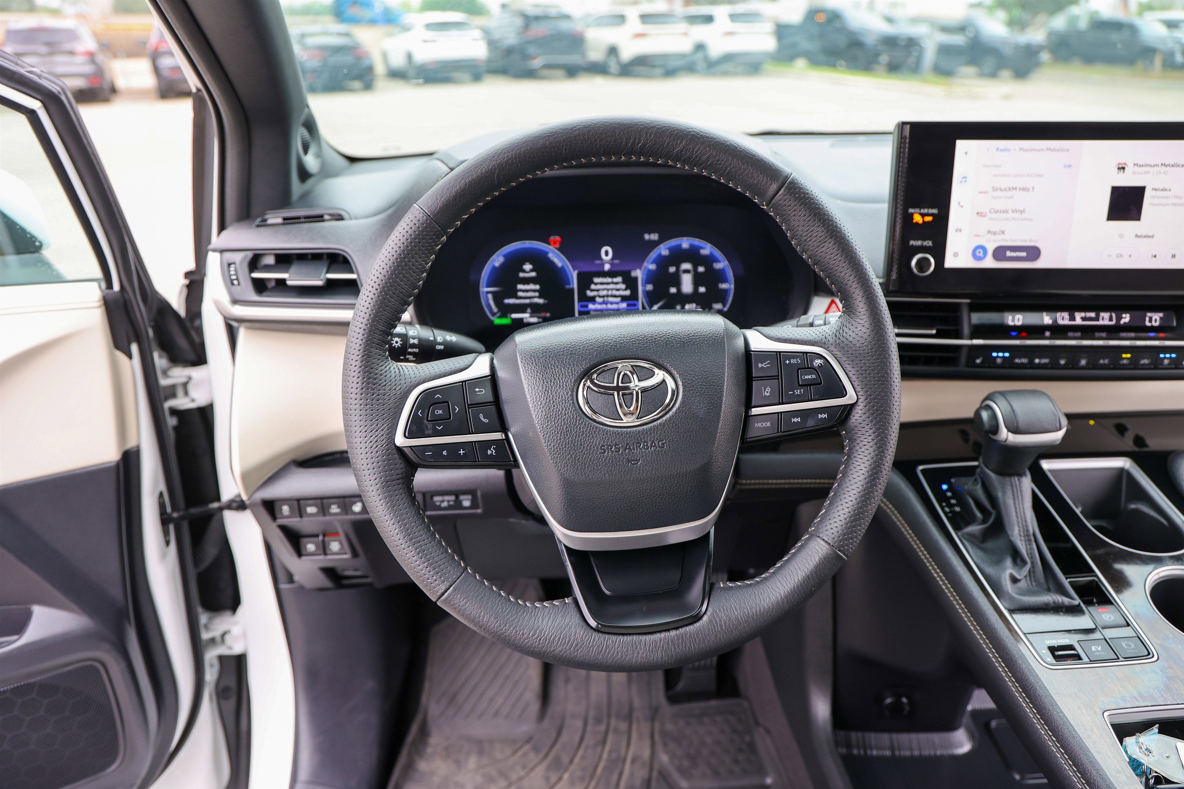 2025 Toyota SIENNA PLATINUM Platinum