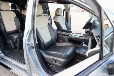 2025 Toyota Sienna Platinum