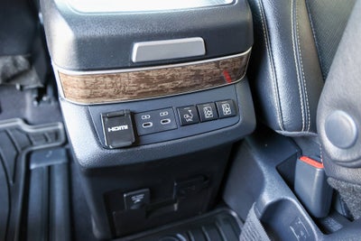 2025 Toyota Sienna Platinum