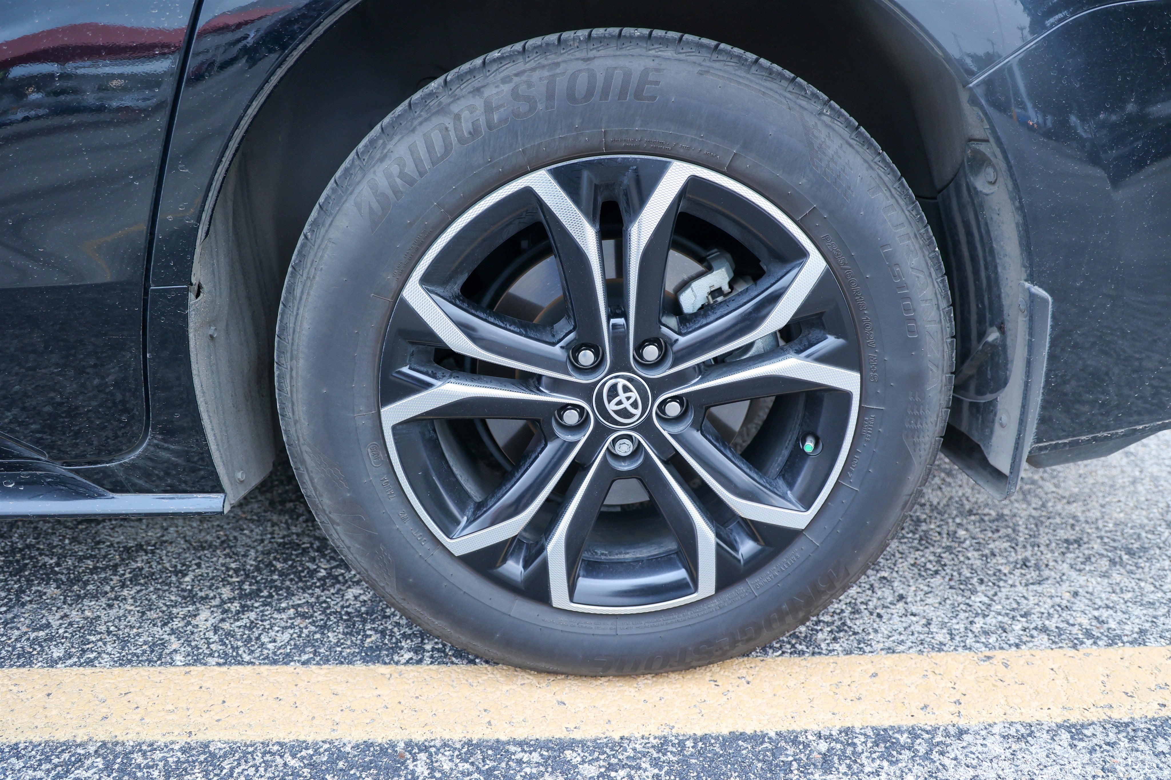 2025 Toyota Sienna Platinum
