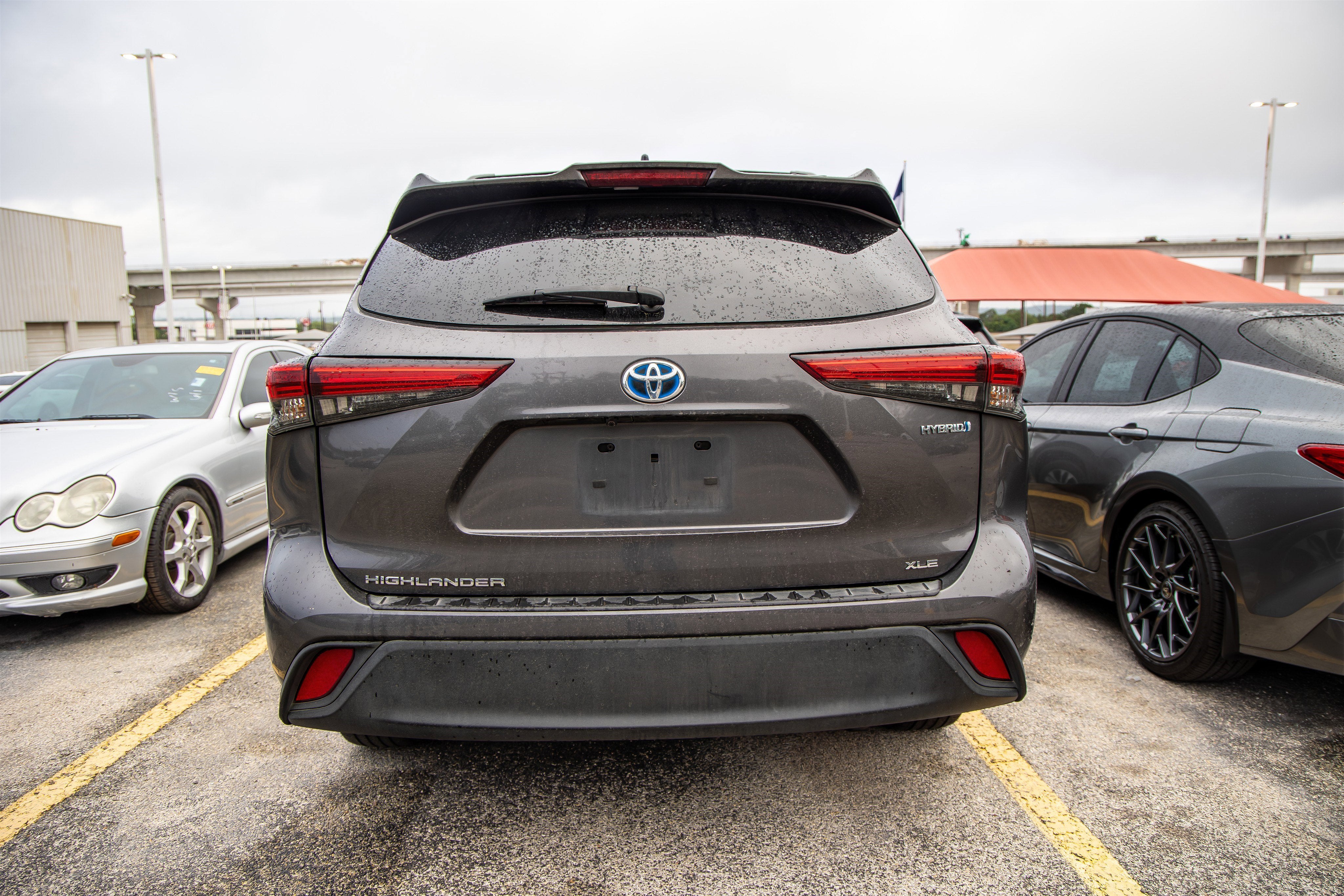 2022 Toyota Highlander Hybrid Hybrid Bronze Edition