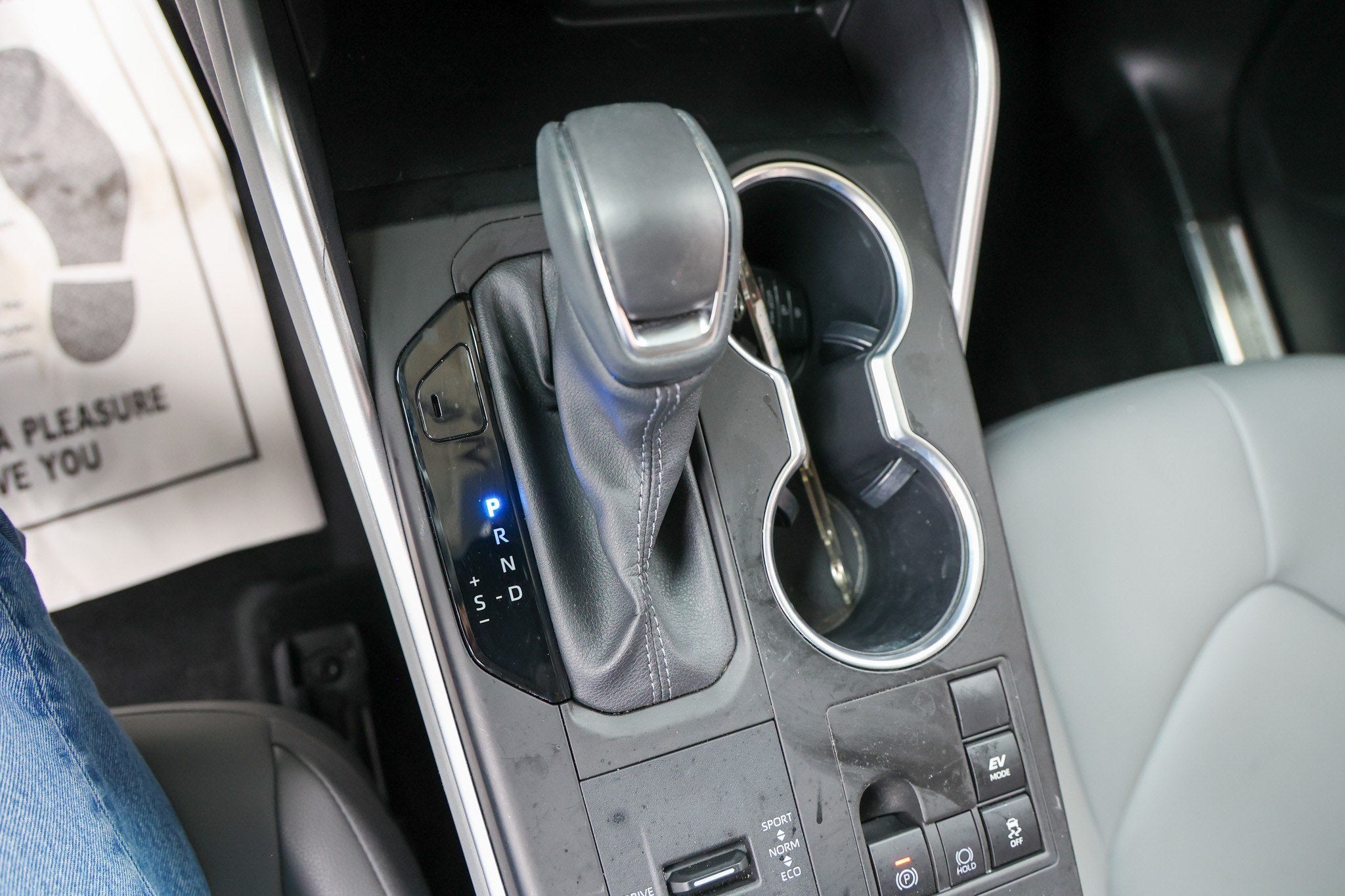 2023 Toyota Highlander Hybrid Hybrid XLE