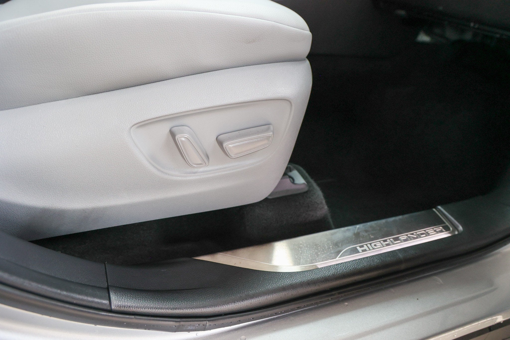 2023 Toyota Highlander Hybrid Hybrid XLE