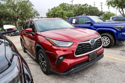 2024 Toyota Highlander Hybrid Hybrid XLE