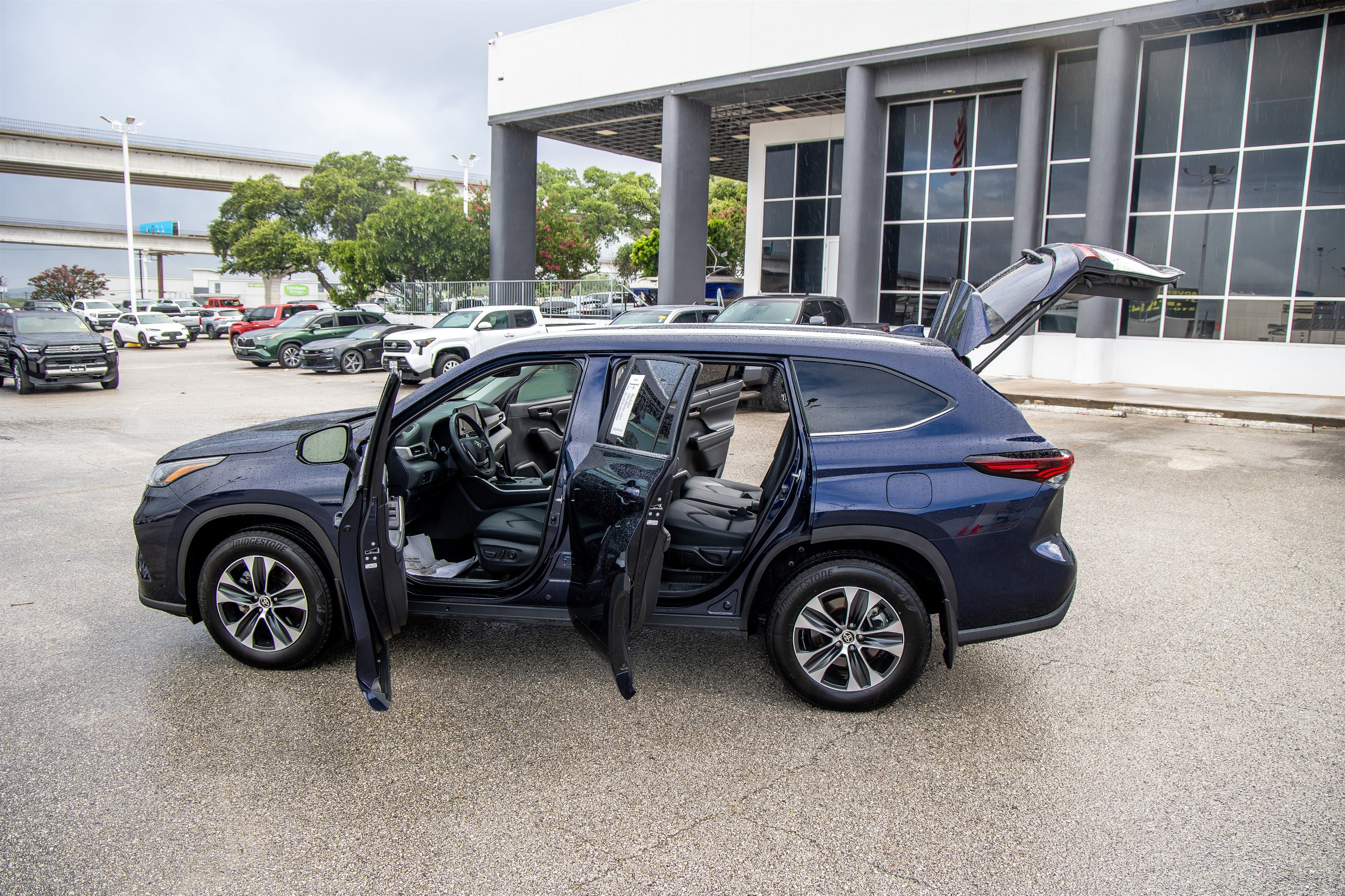 2026 Toyota Highlander Hybrid Hybrid XLE