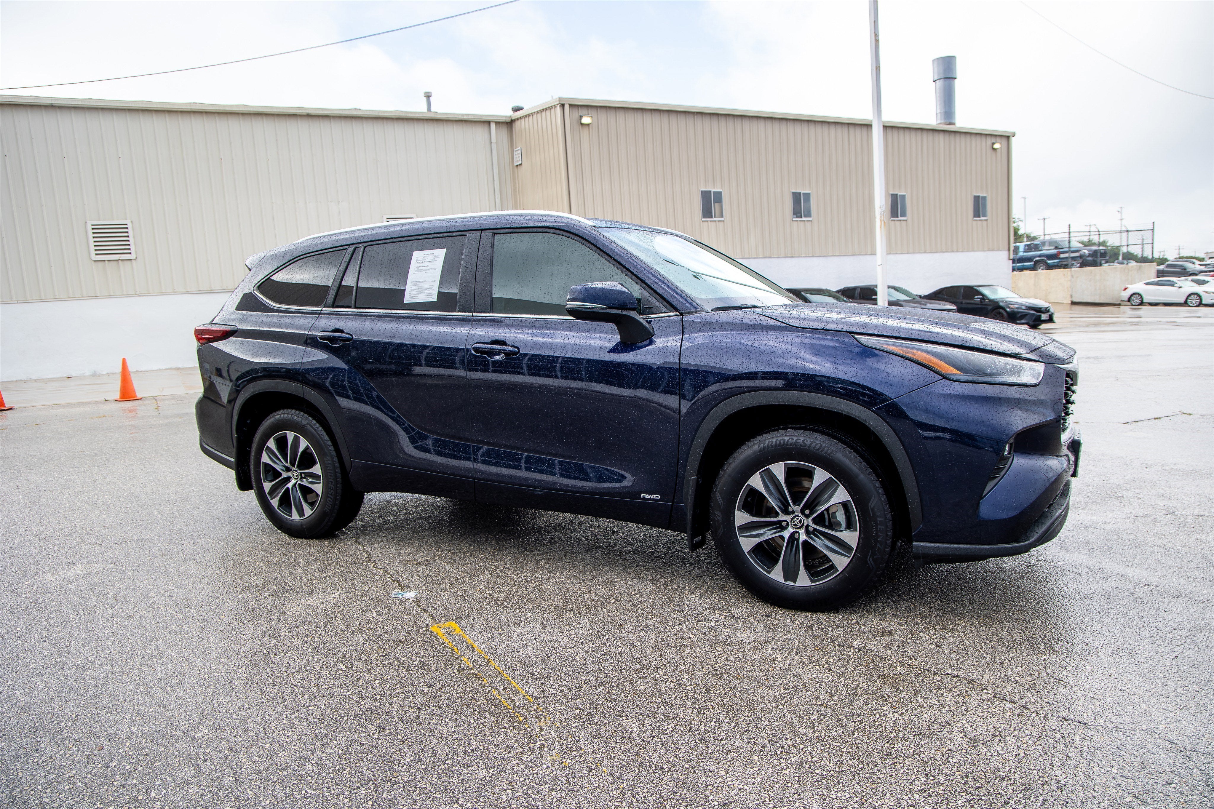 2026 Toyota Highlander Hybrid Hybrid XLE