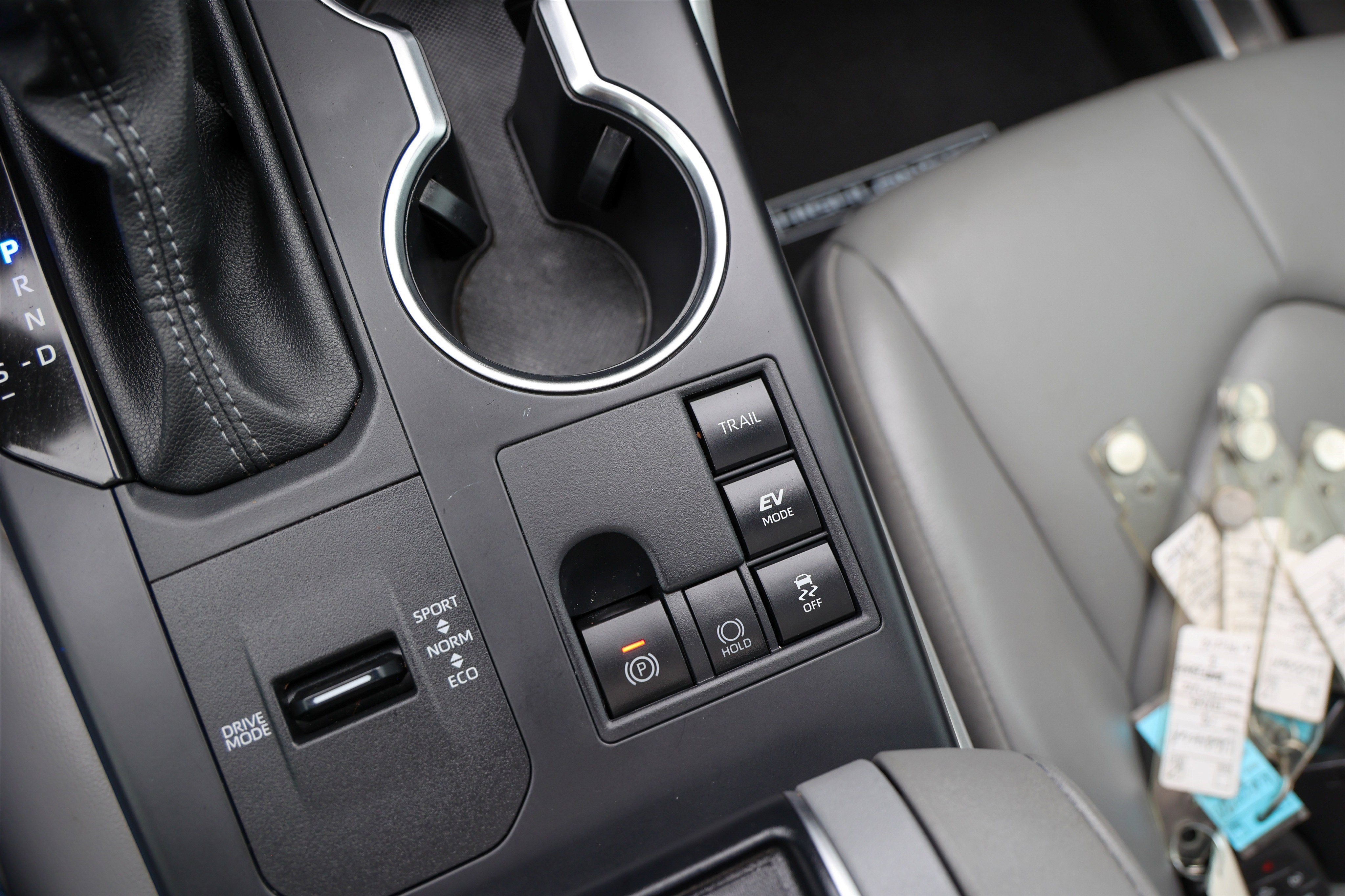 2025 Toyota HIGHLANDER HEV Hybrid XLE