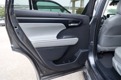 2025 Toyota HIGHLANDER HEV Hybrid XLE