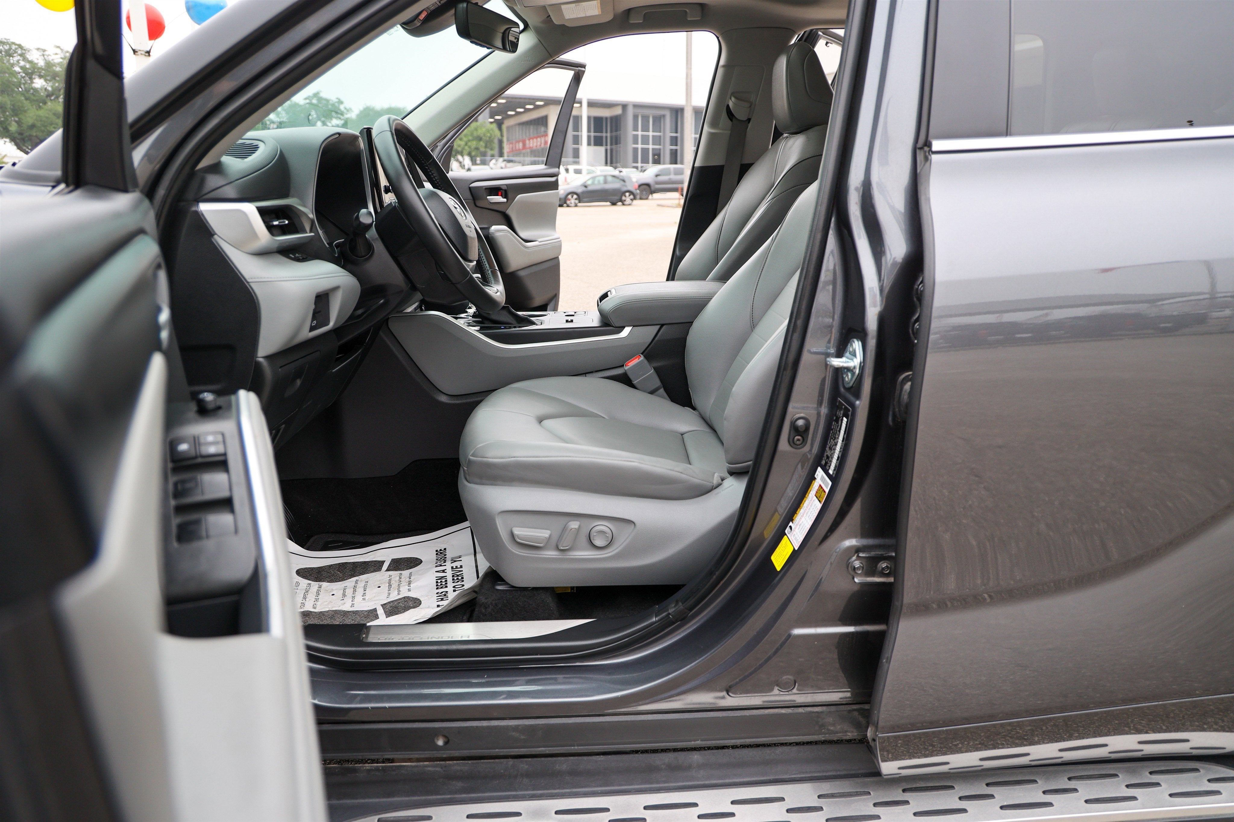 2025 Toyota HIGHLANDER HEV Hybrid XLE