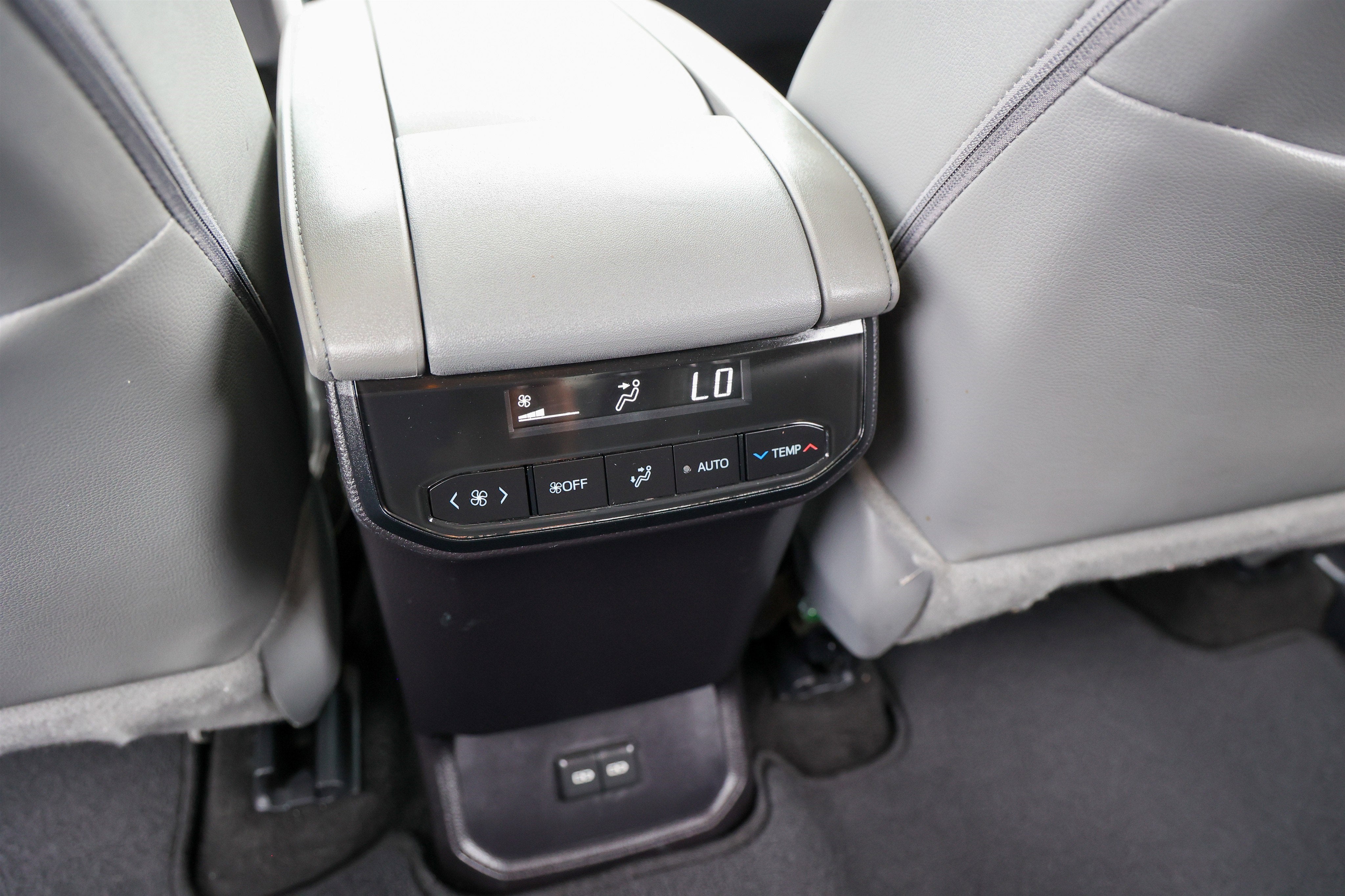 2025 Toyota HIGHLANDER HEV Hybrid XLE
