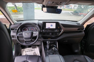 2023 Toyota Highlander XLE