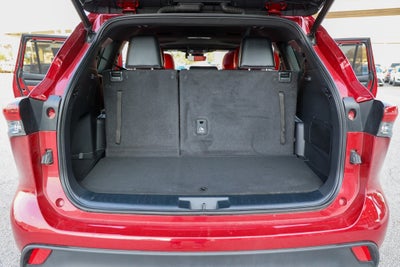 2023 Toyota Highlander XSE