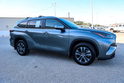2026 Toyota Highlander XLE