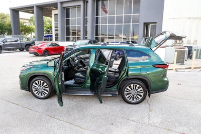 2025 Toyota HIGHLANDER Platinum
