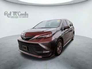 2021 Toyota Sienna LE