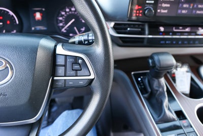 2021 Toyota SIENNA LE LE