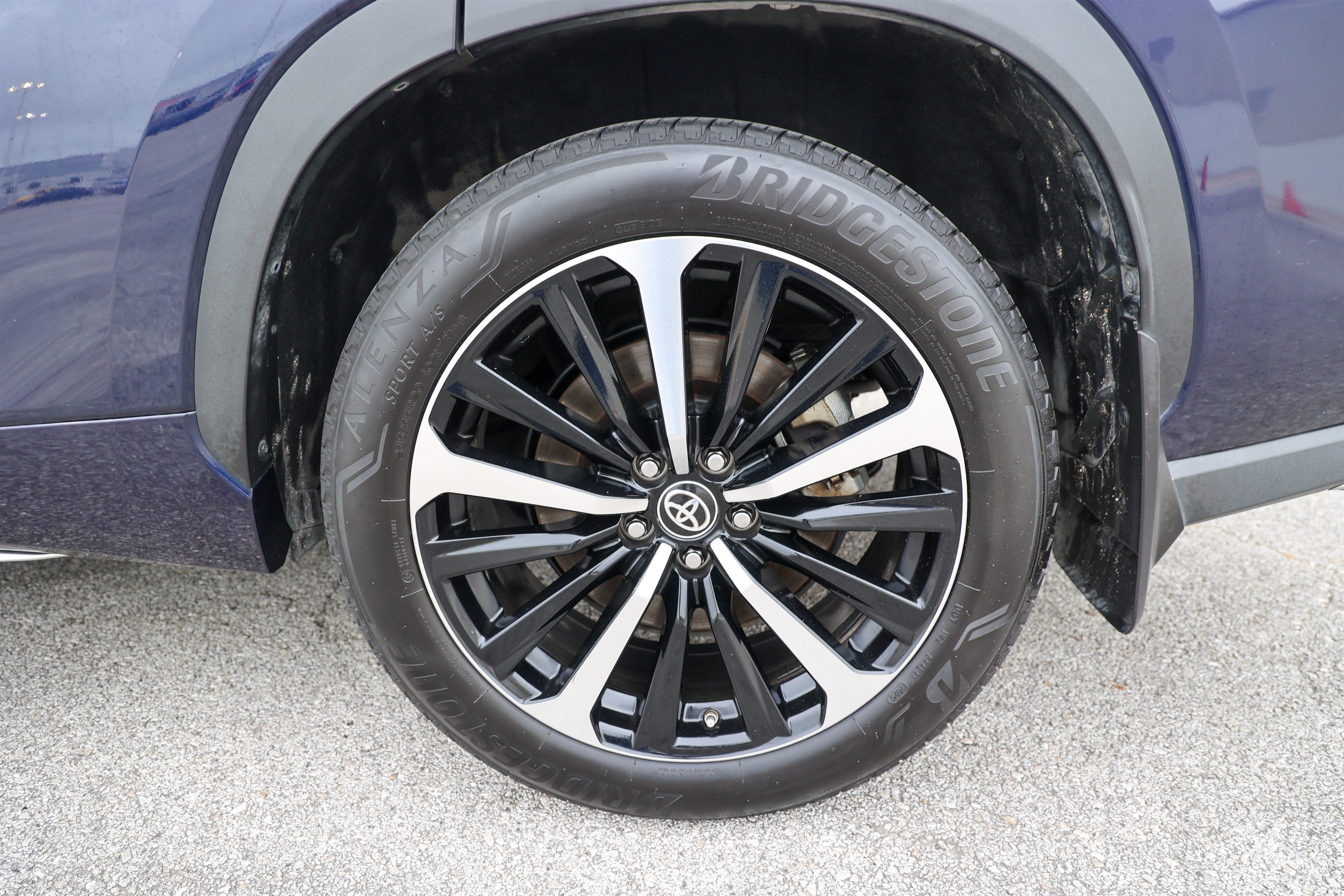 2022 Toyota Highlander XSE